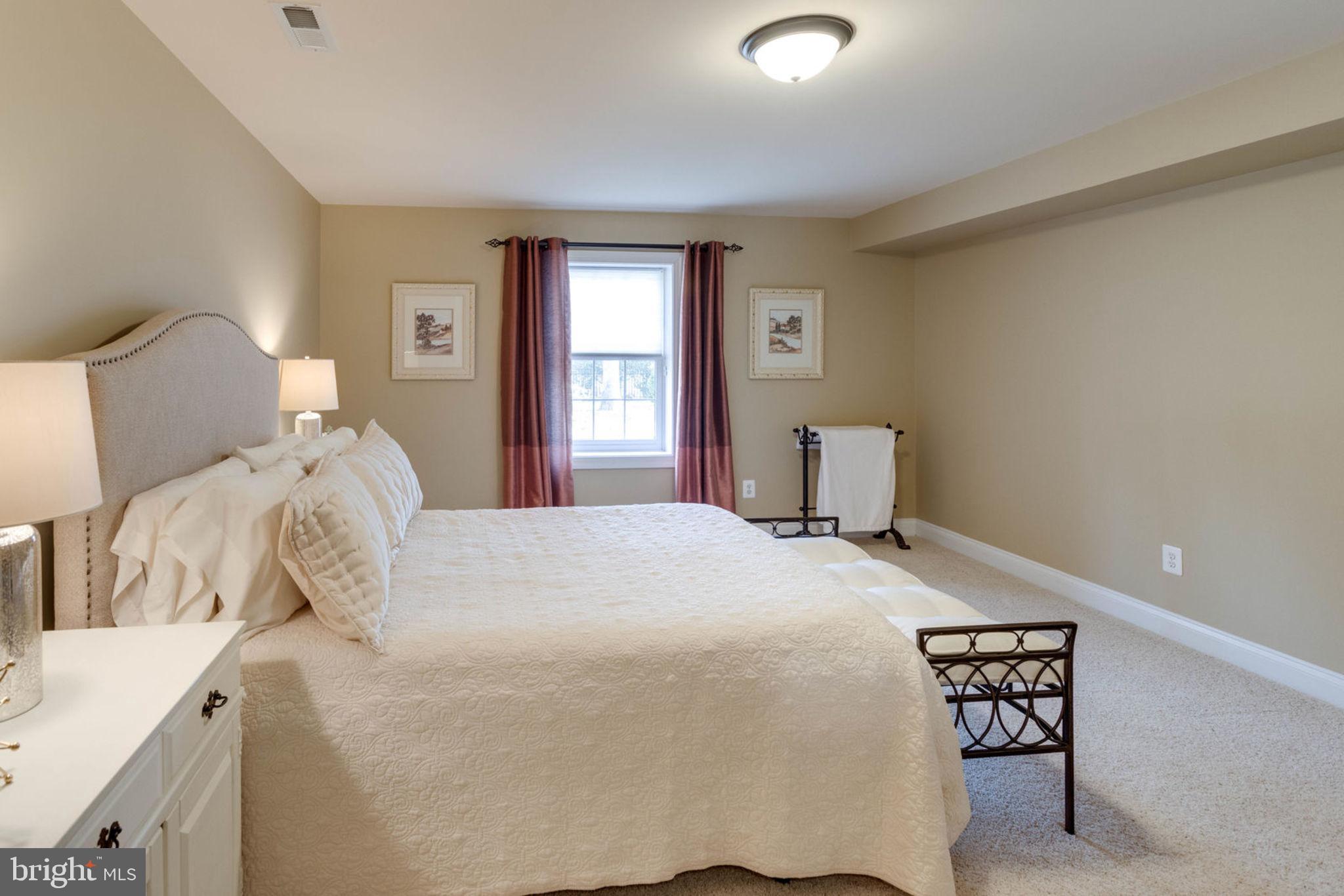 PIEDMONT - Residential