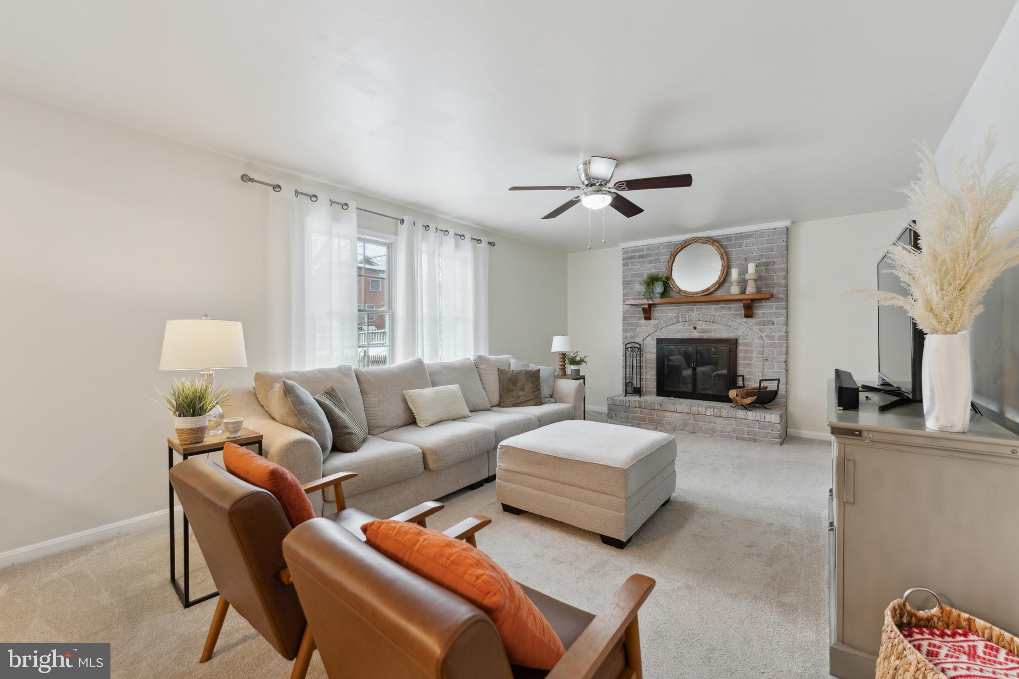 WHITTIER POND - Residential