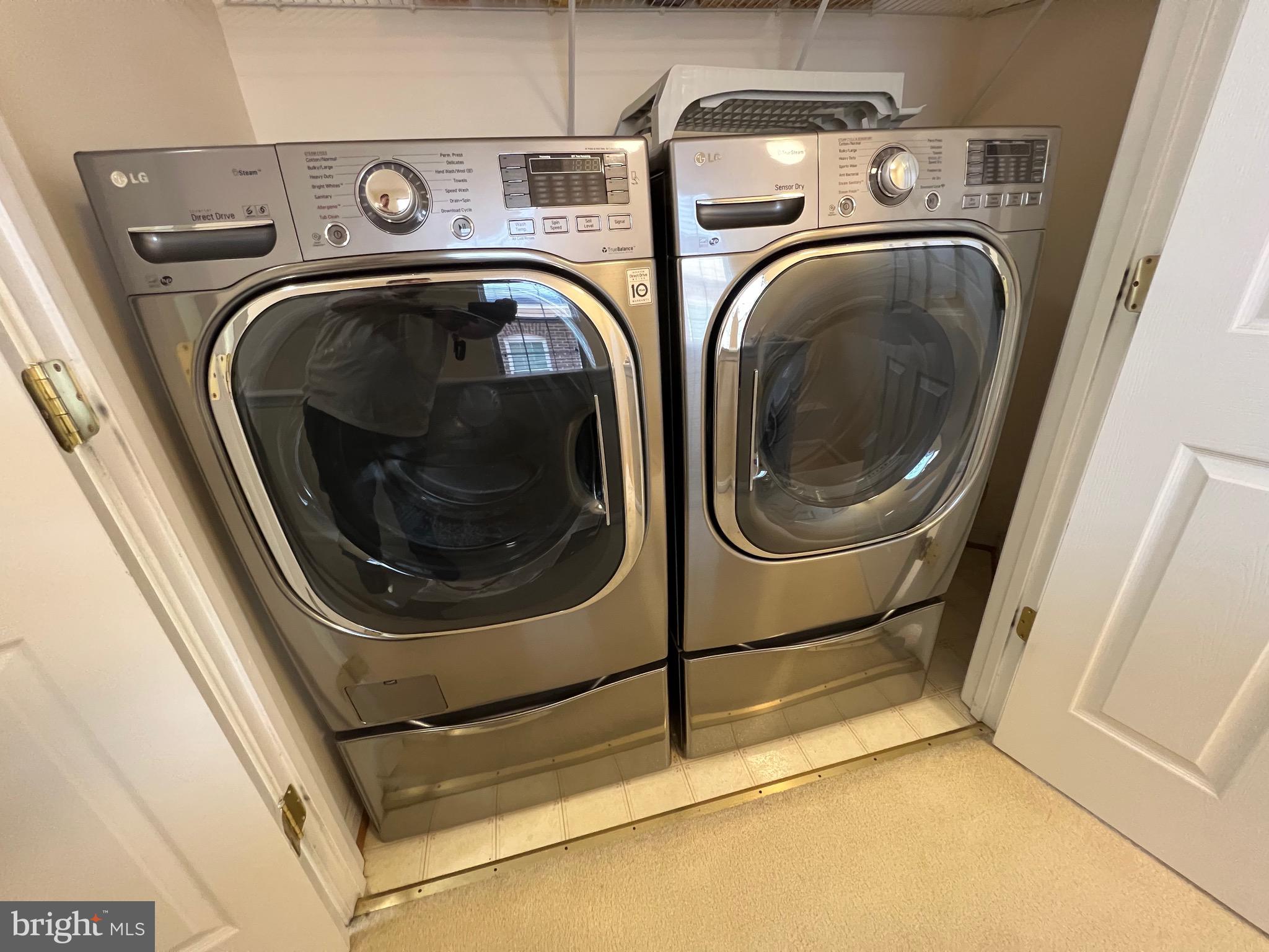 BELMONT TOWN CENTER - Residential Lease