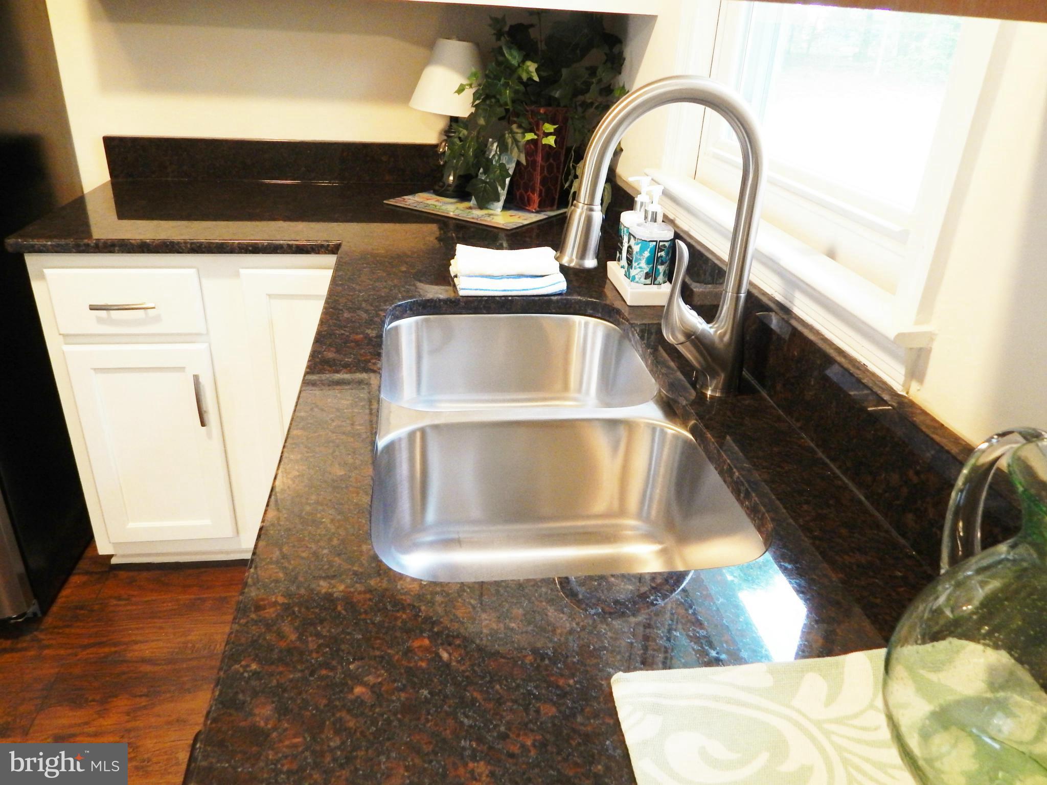 SHEARWOOD - Residential