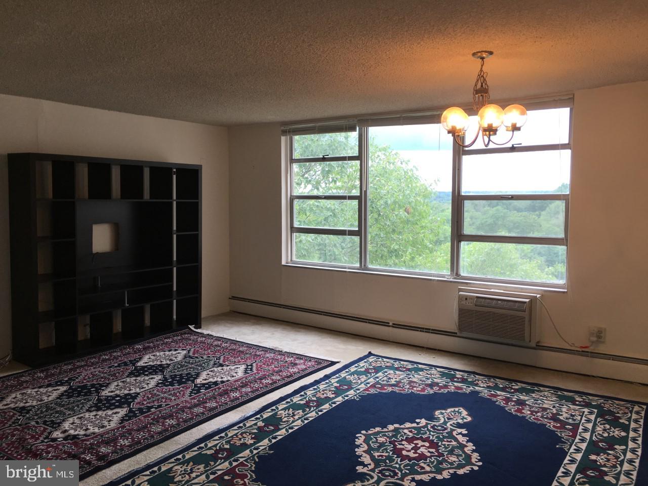 RADNOR HOUSE - Residential Lease