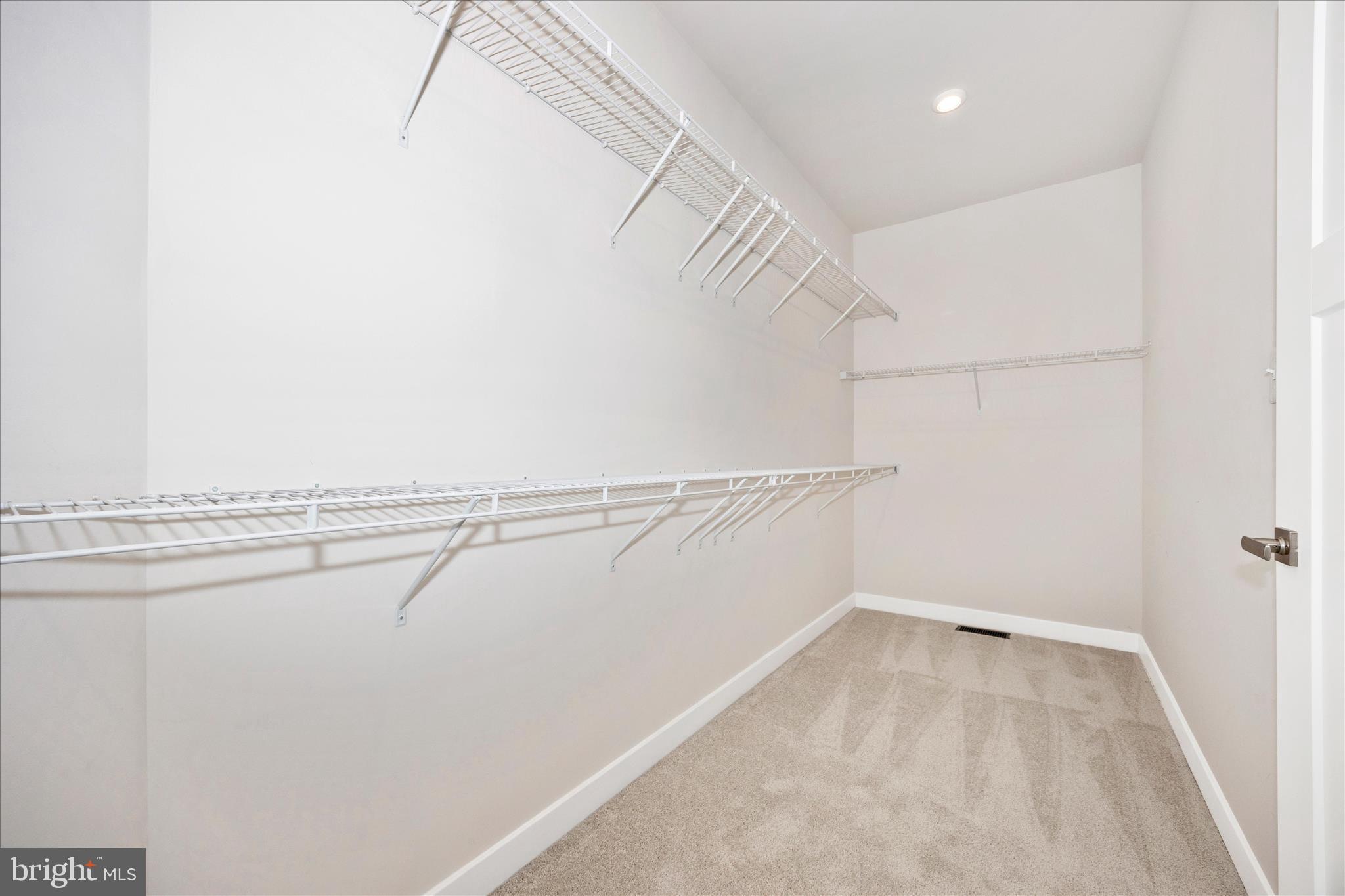 HAMPTONS - Residential