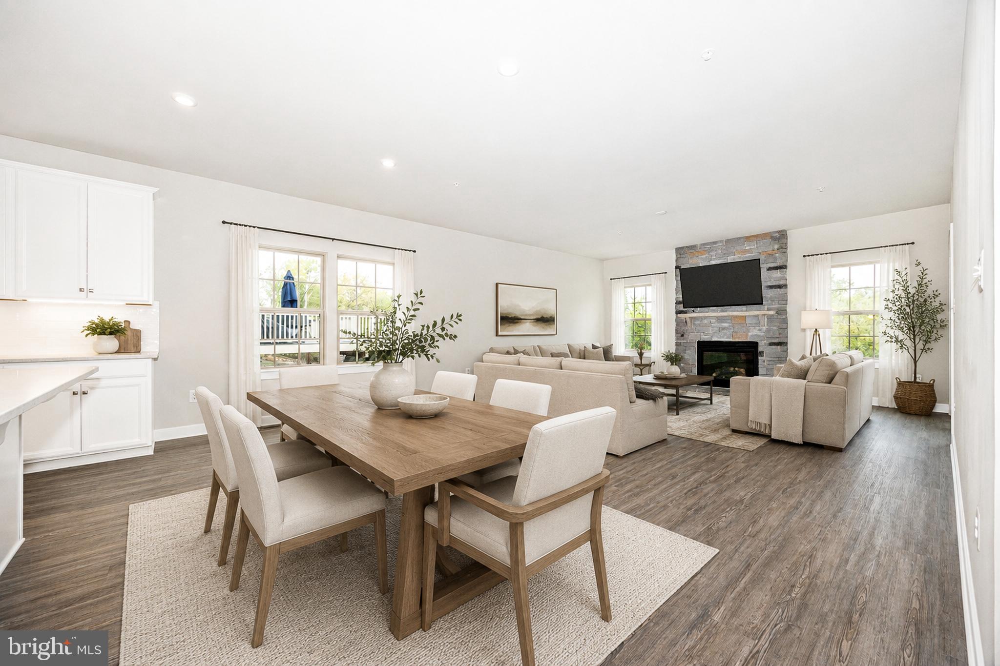 HAMPTONS - Residential