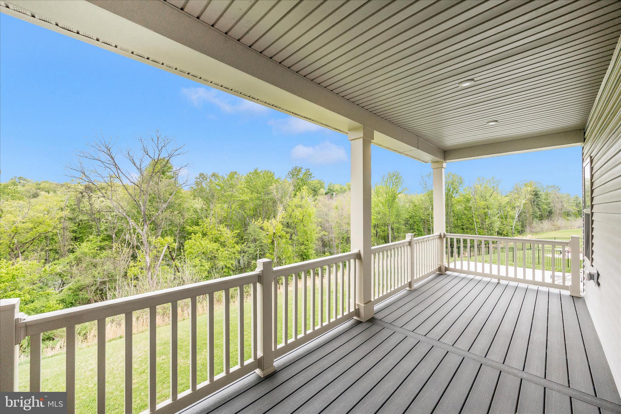 HAMPTONS - Residential