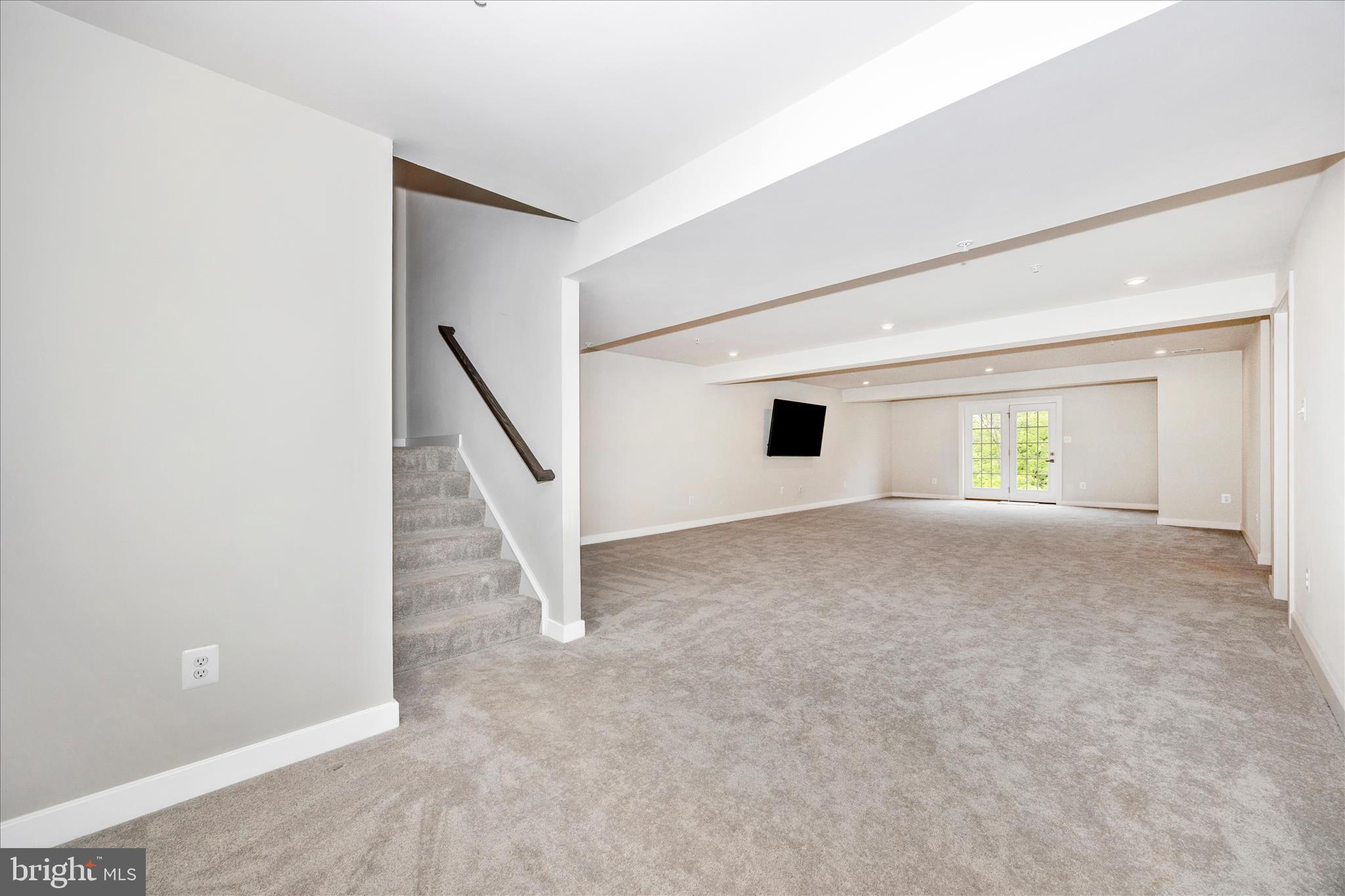 HAMPTONS - Residential