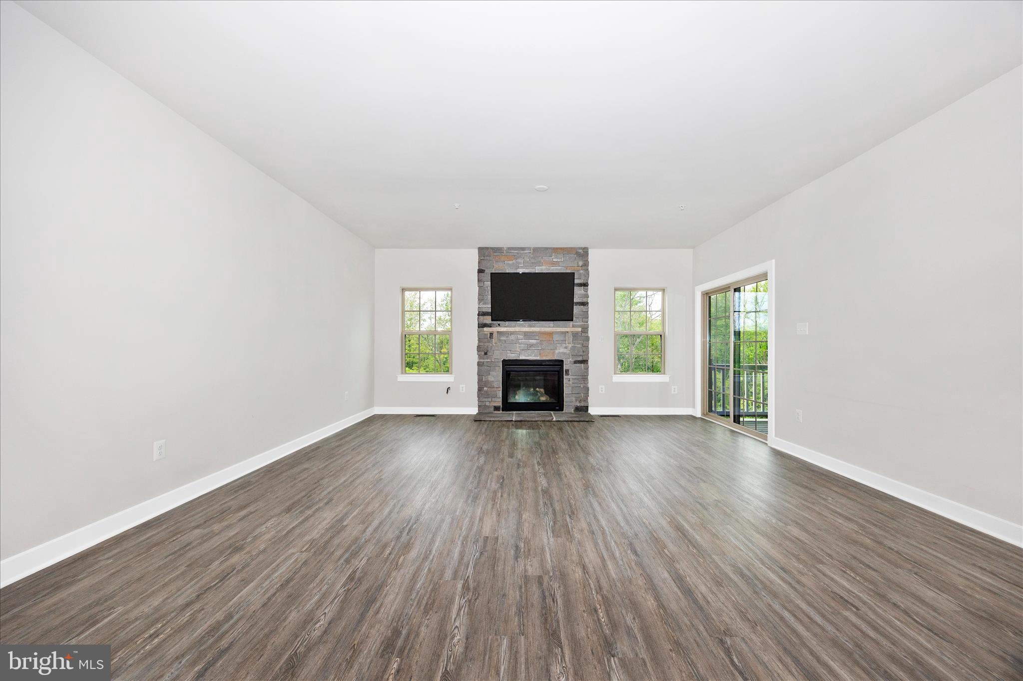 HAMPTONS - Residential