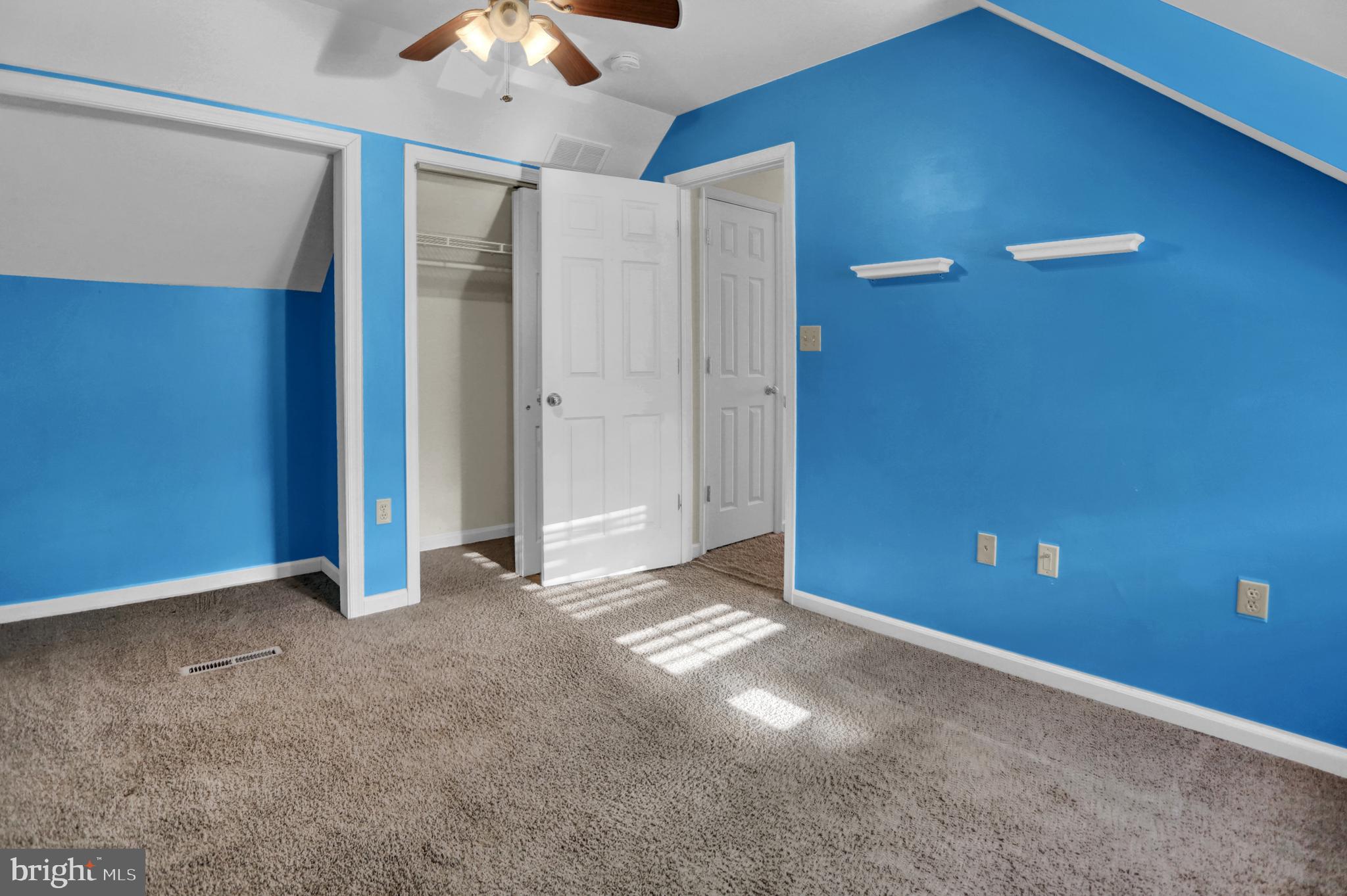 FRANKLIN SQUARE - Residential