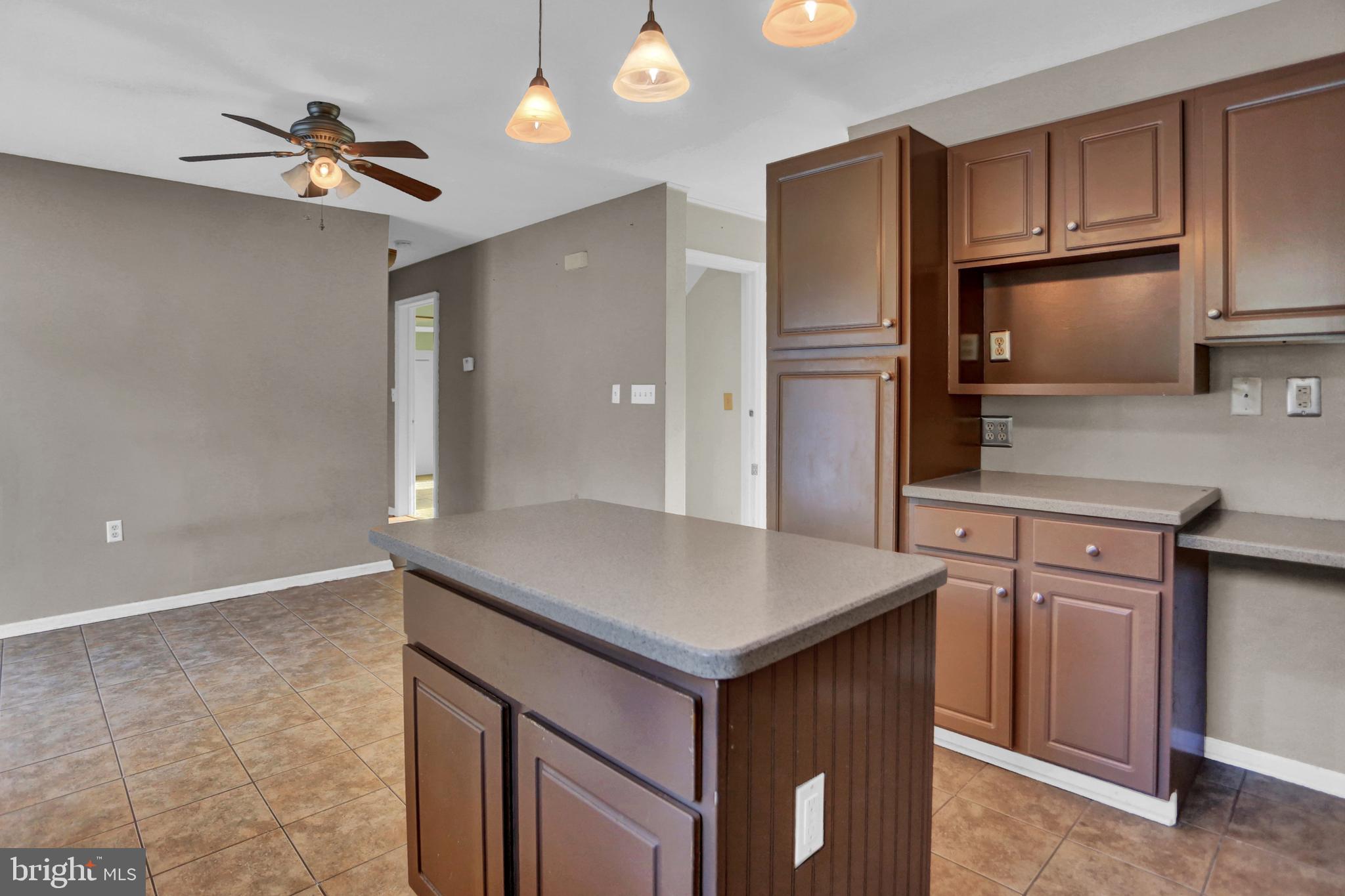 FRANKLIN SQUARE - Residential