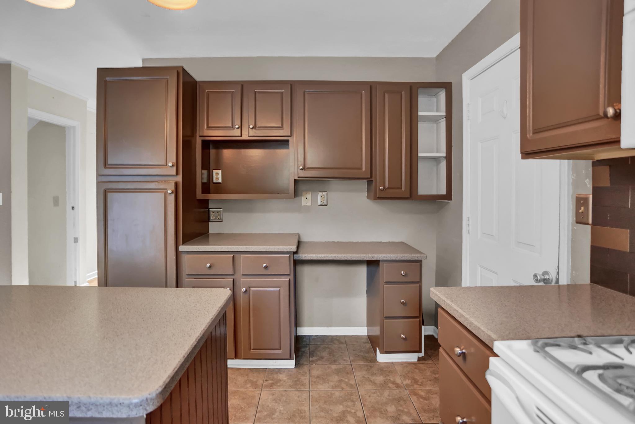 FRANKLIN SQUARE - Residential