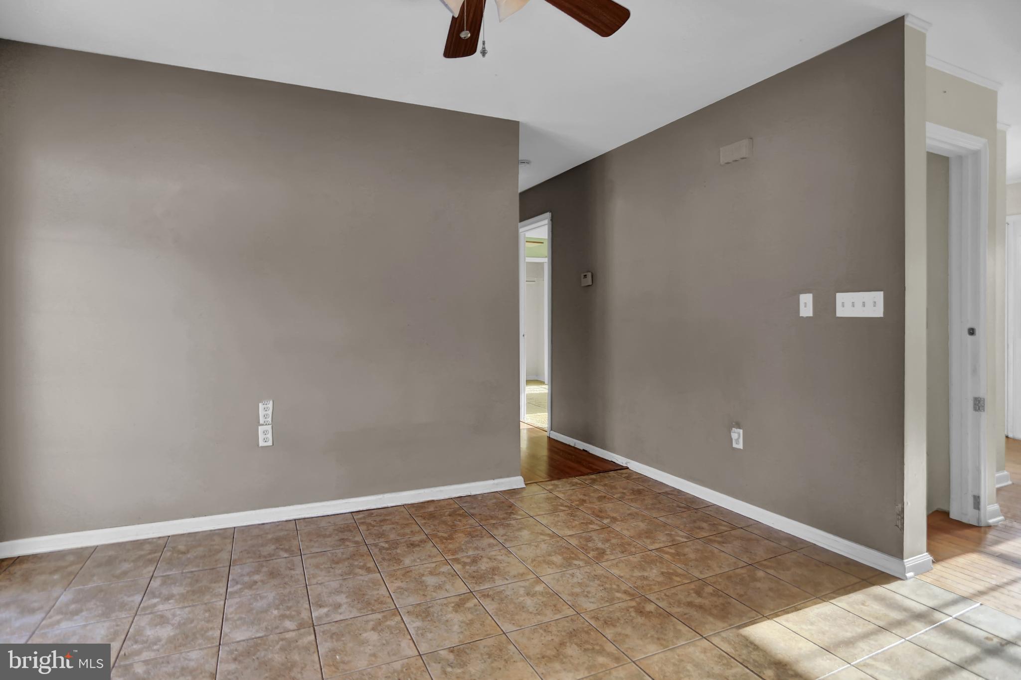 FRANKLIN SQUARE - Residential