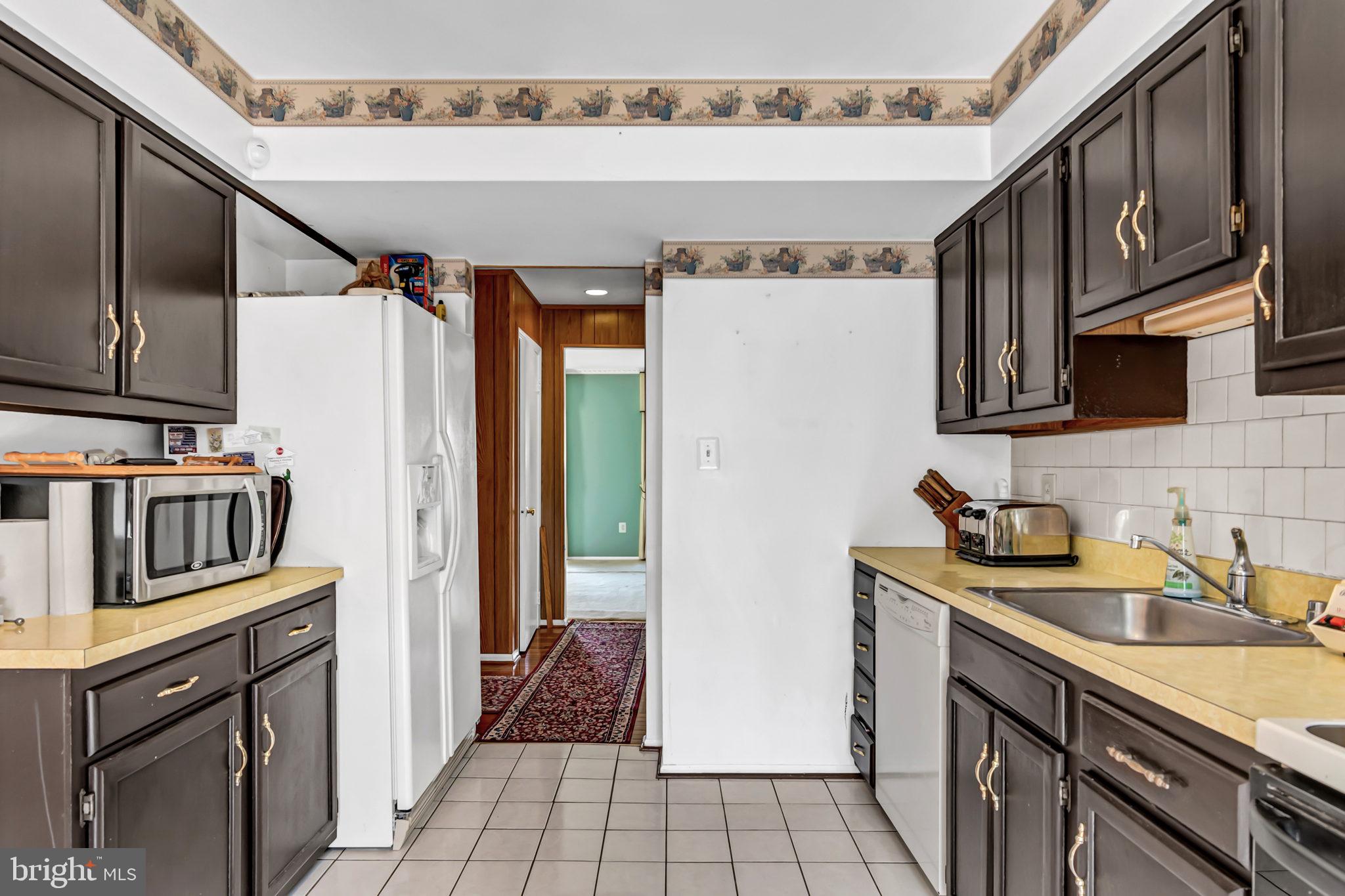 LAKE RIDGE/PROMONTRY OAK - Residential