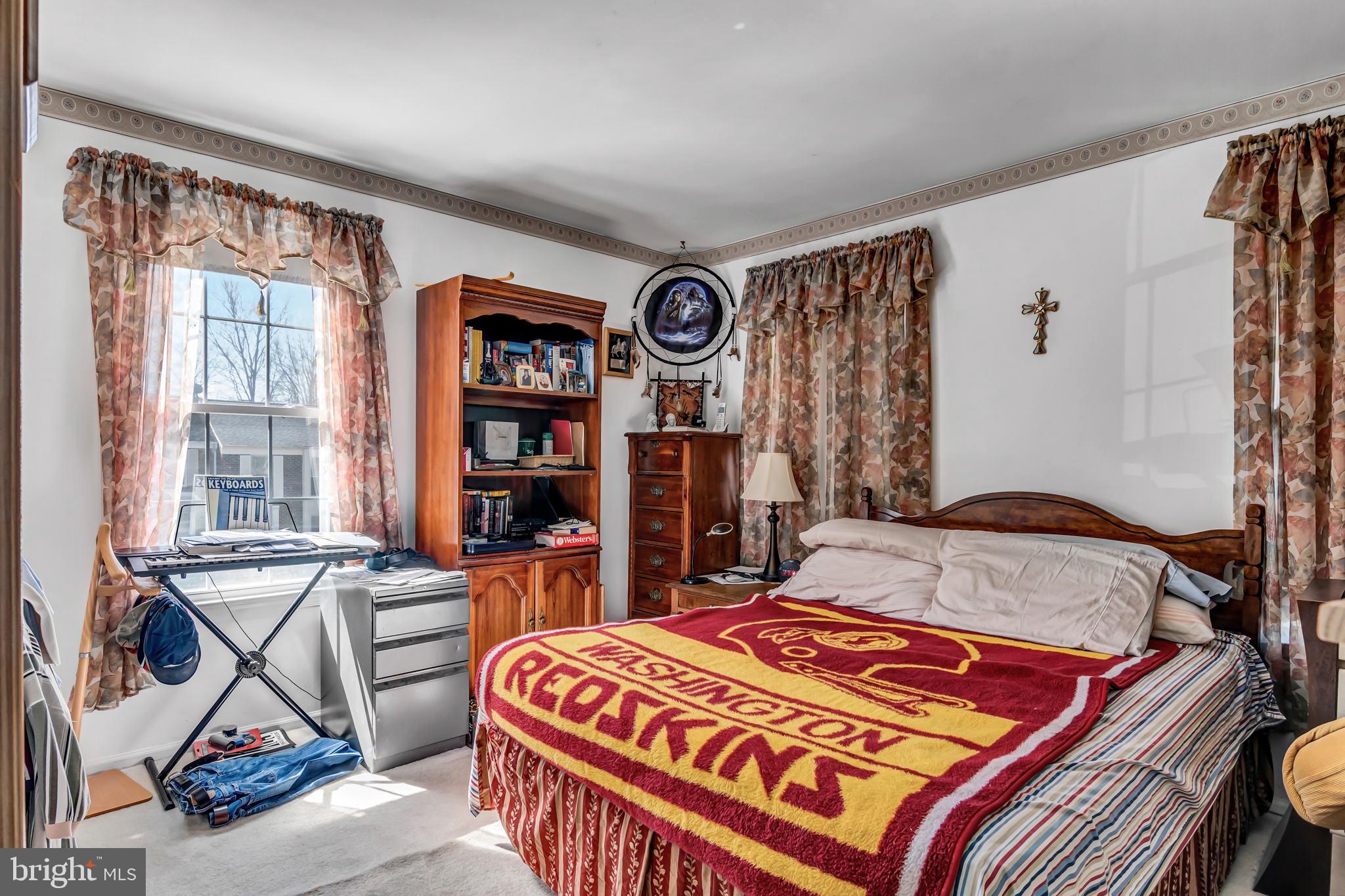 LAKE RIDGE/PROMONTRY OAK - Residential