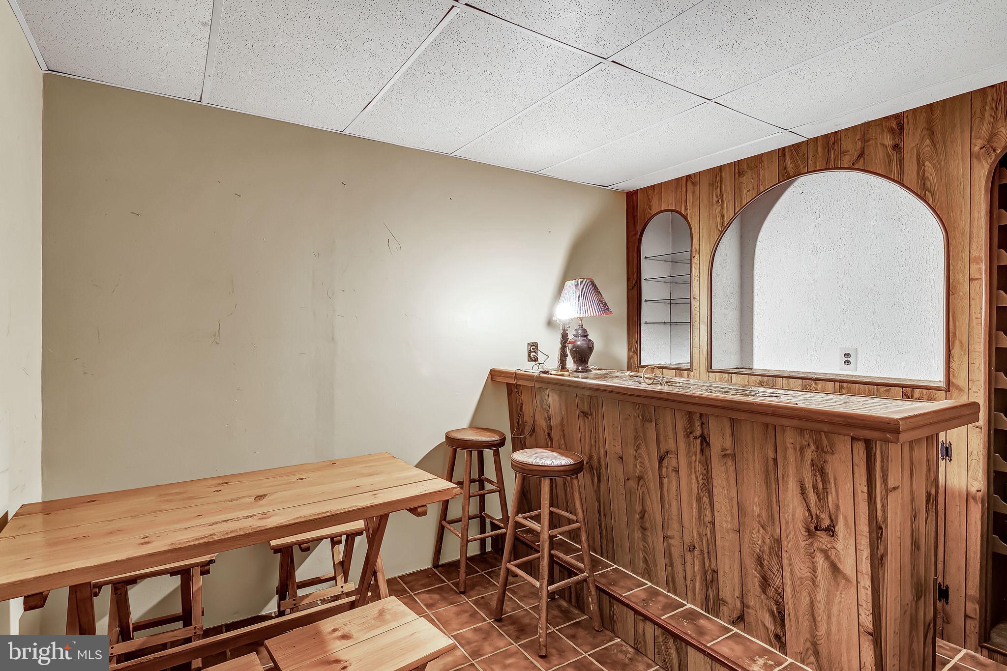 LAKE RIDGE/PROMONTRY OAK - Residential