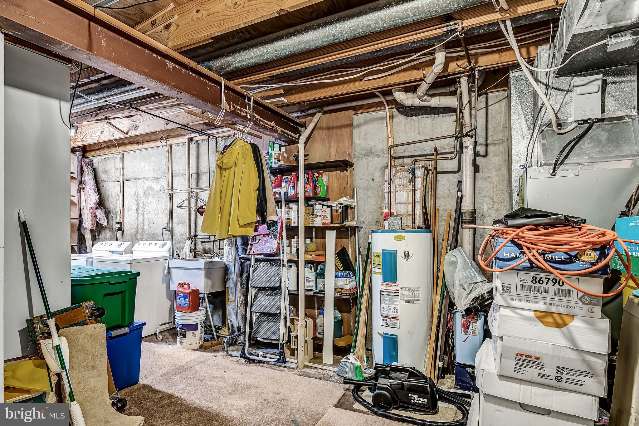 LAKE RIDGE/PROMONTRY OAK - Residential