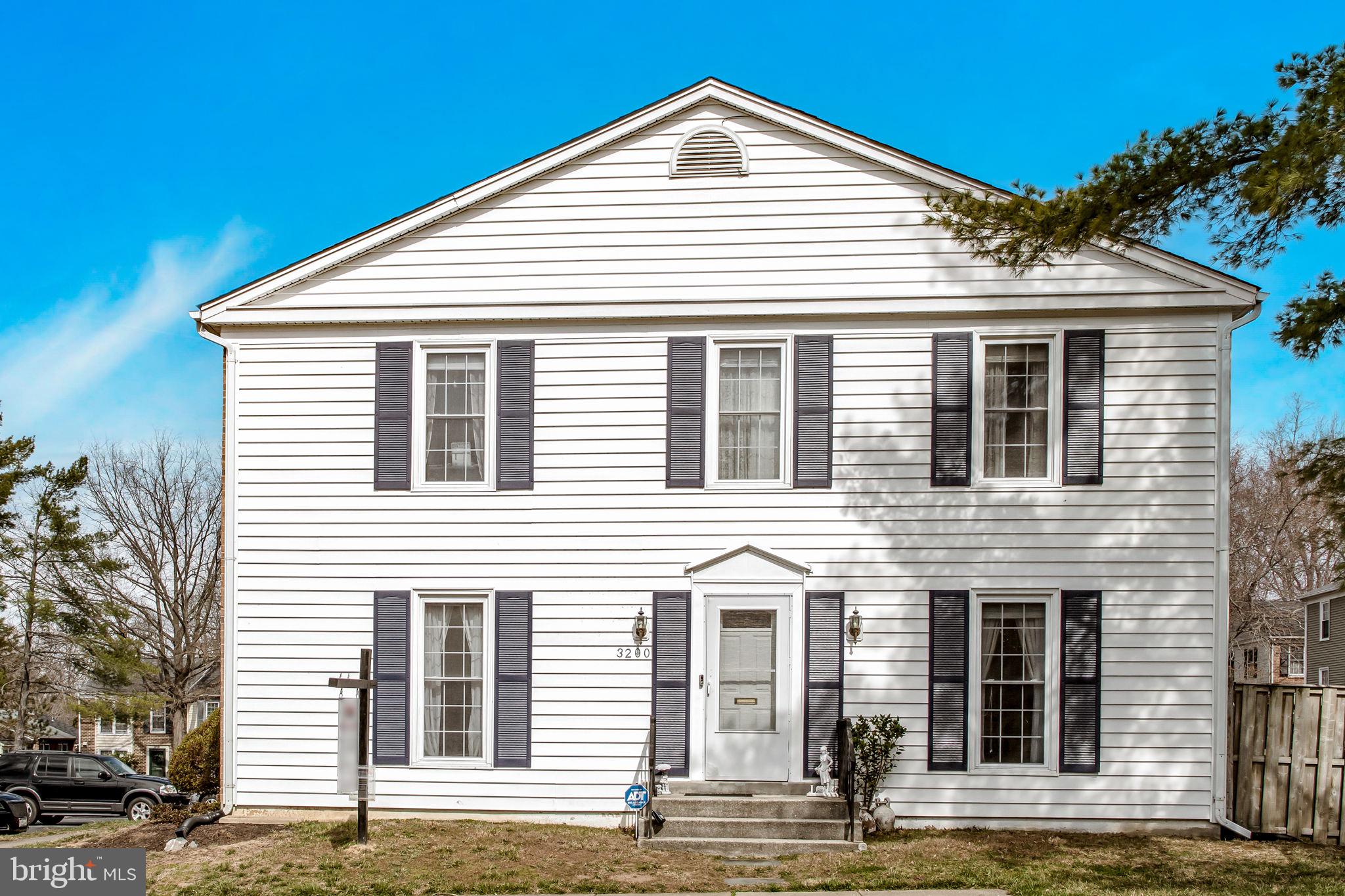 LAKE RIDGE/PROMONTRY OAK - Residential