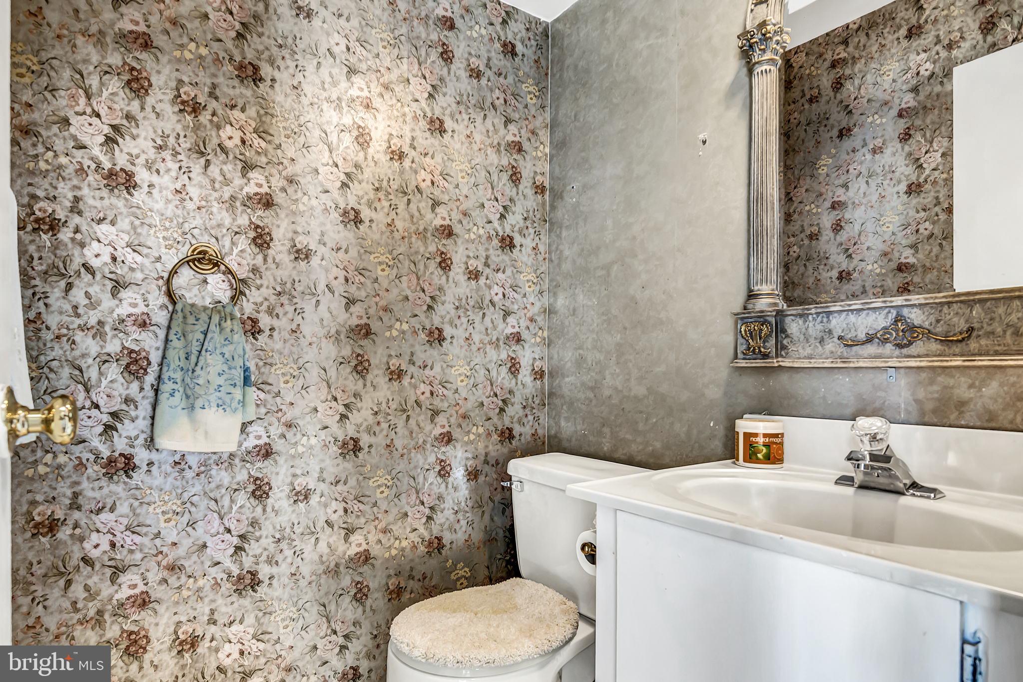 LAKE RIDGE/PROMONTRY OAK - Residential