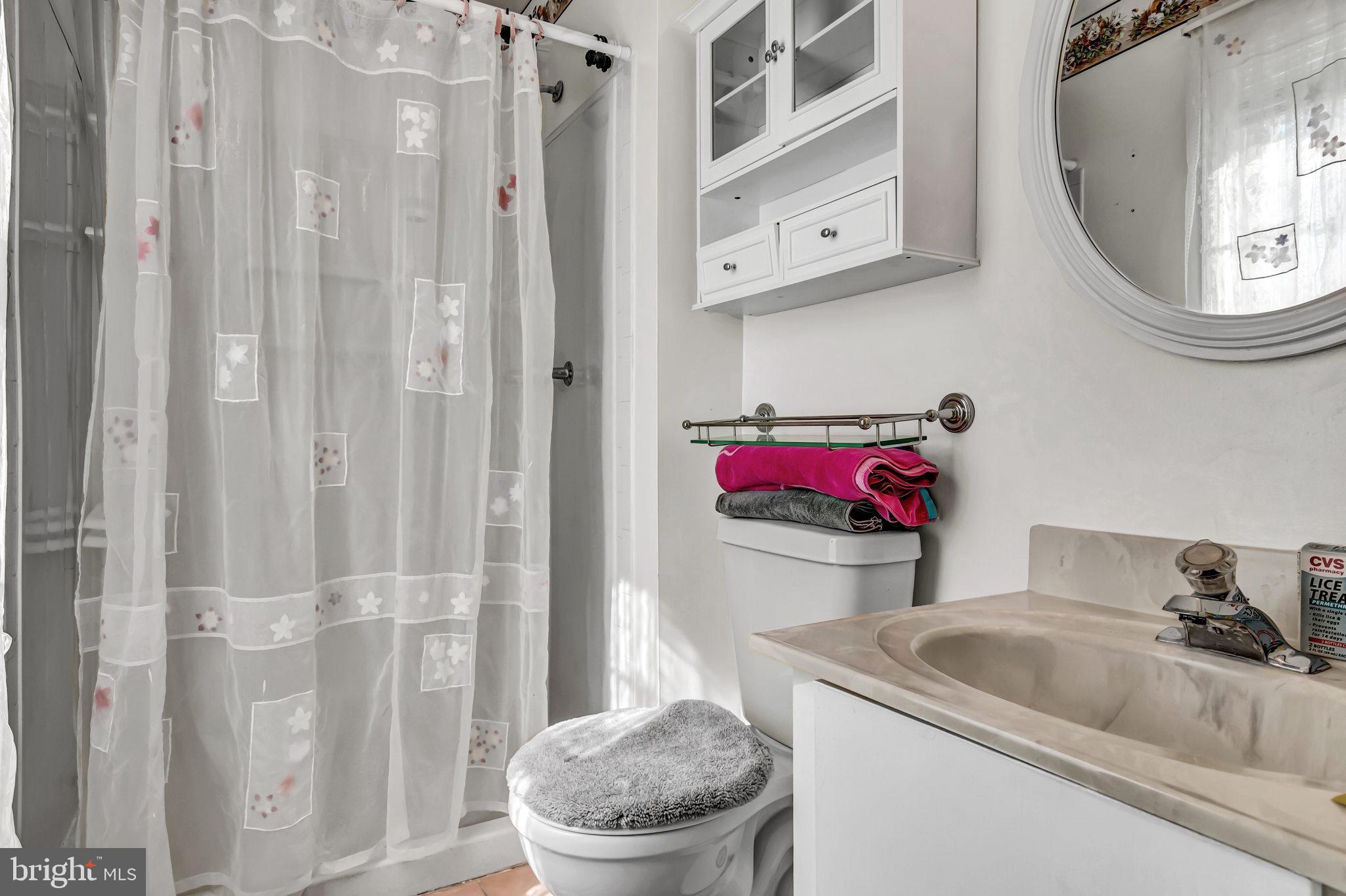 LAKE RIDGE/PROMONTRY OAK - Residential