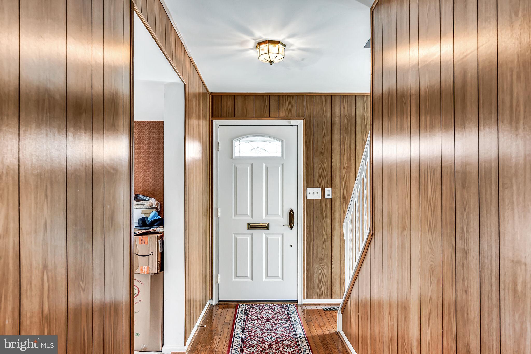 LAKE RIDGE/PROMONTRY OAK - Residential