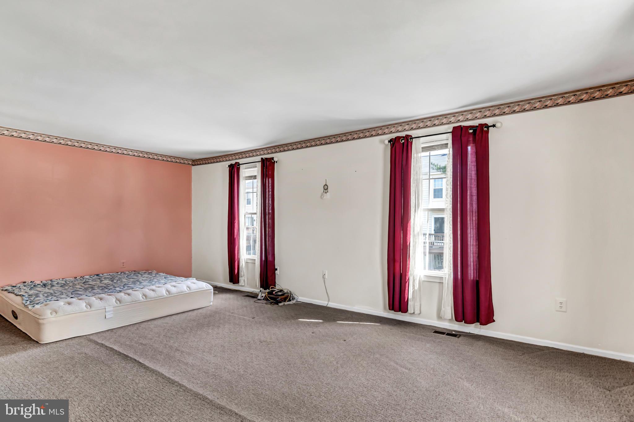 LAKE RIDGE/PROMONTRY OAK - Residential