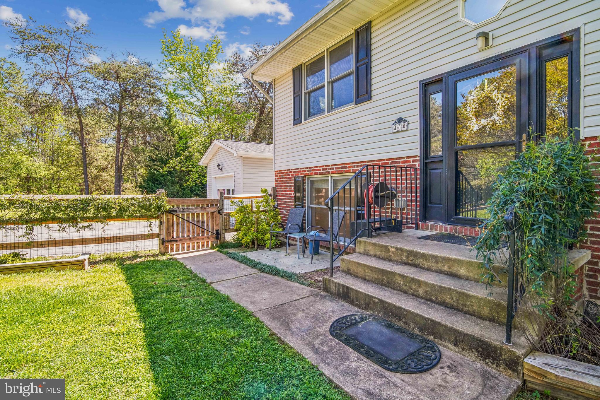 WHITE SANDS - Residential