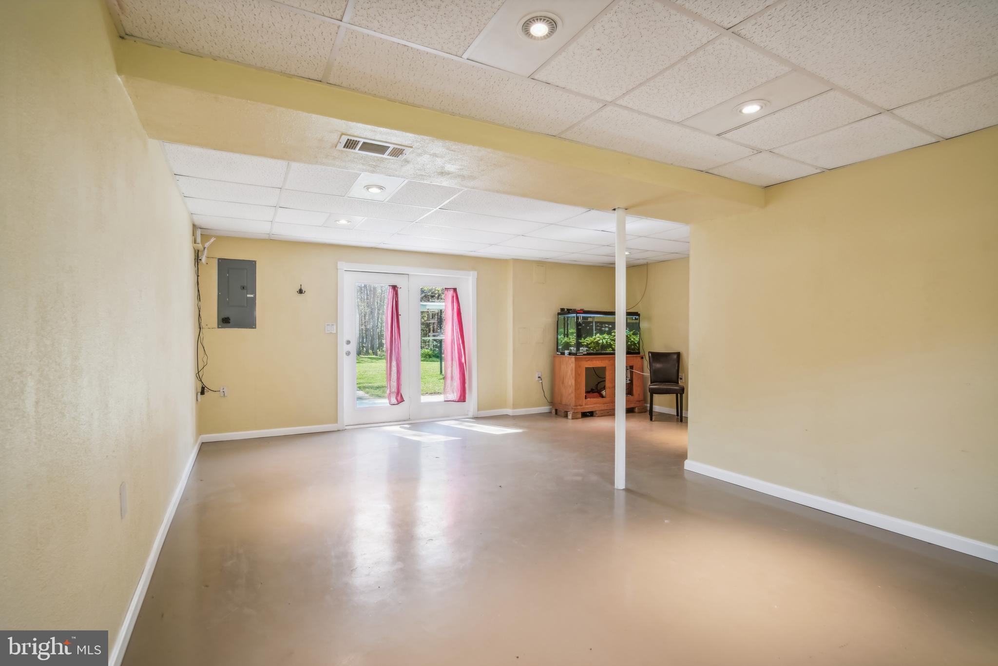 WHITE SANDS - Residential