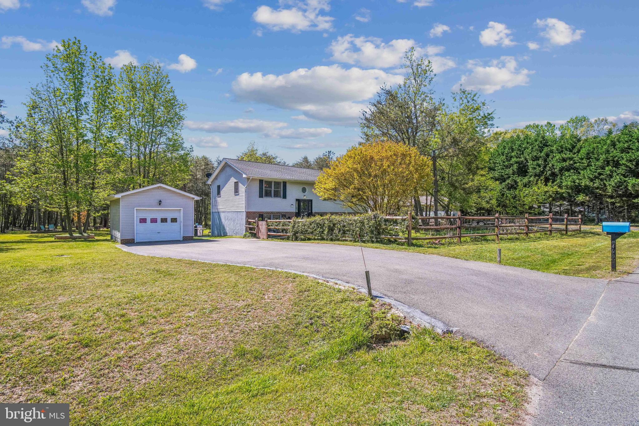 WHITE SANDS - Residential