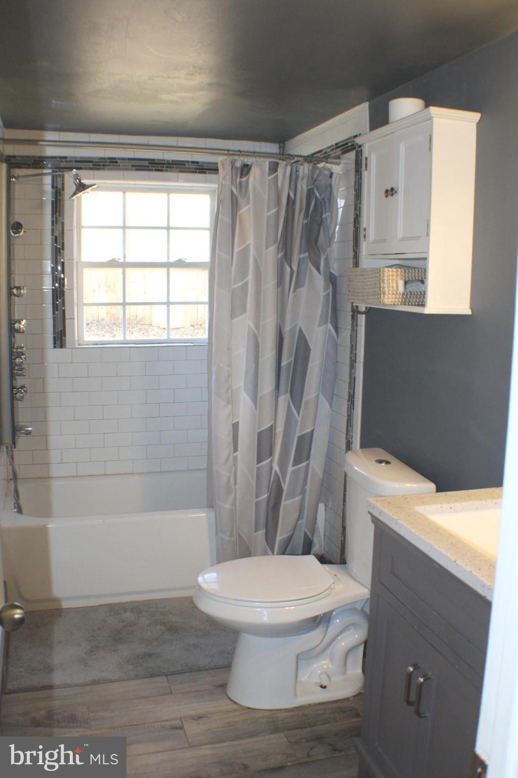 LAKE ARROWHEAD - Residential