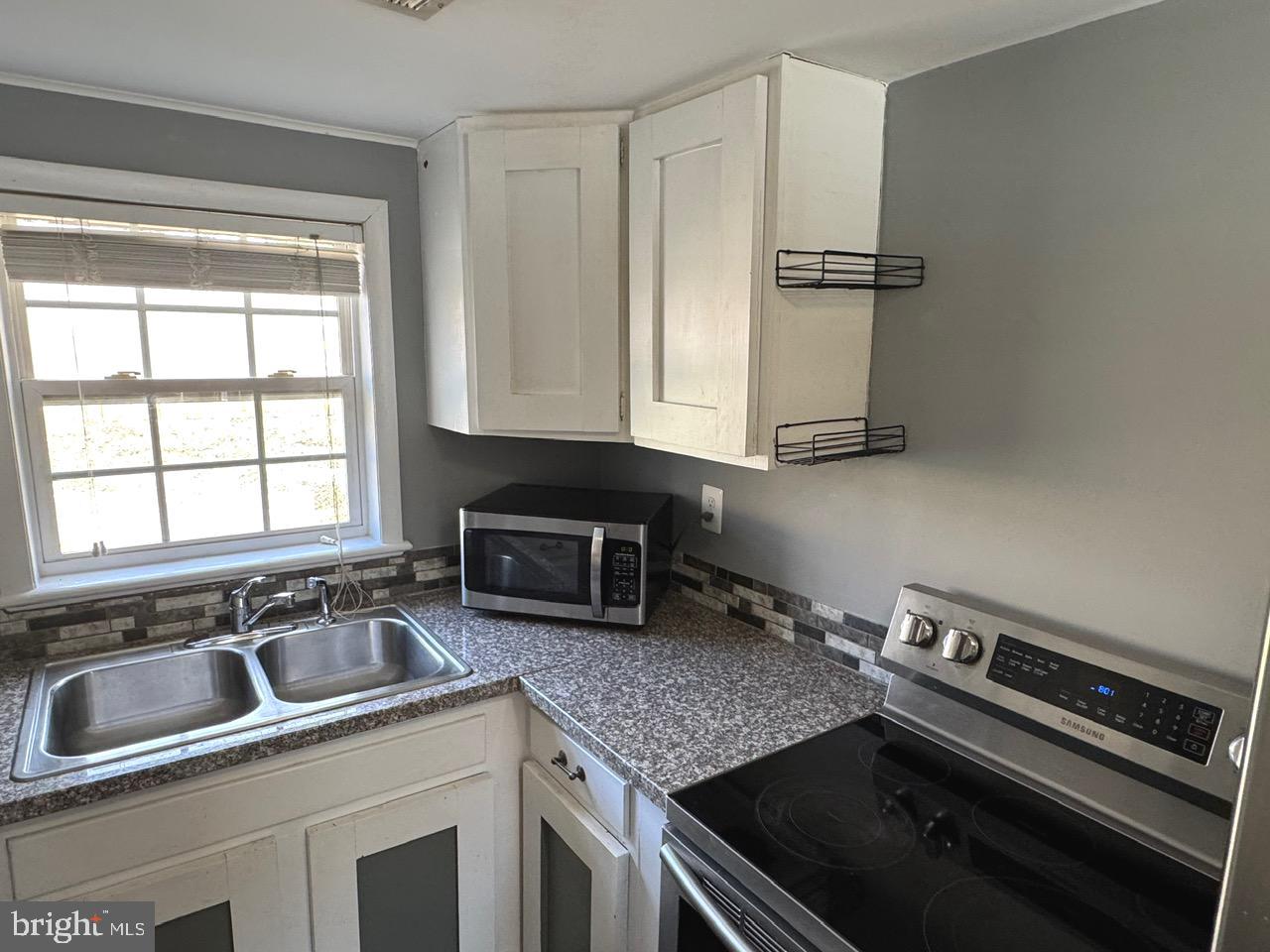 LAKE ARROWHEAD - Residential