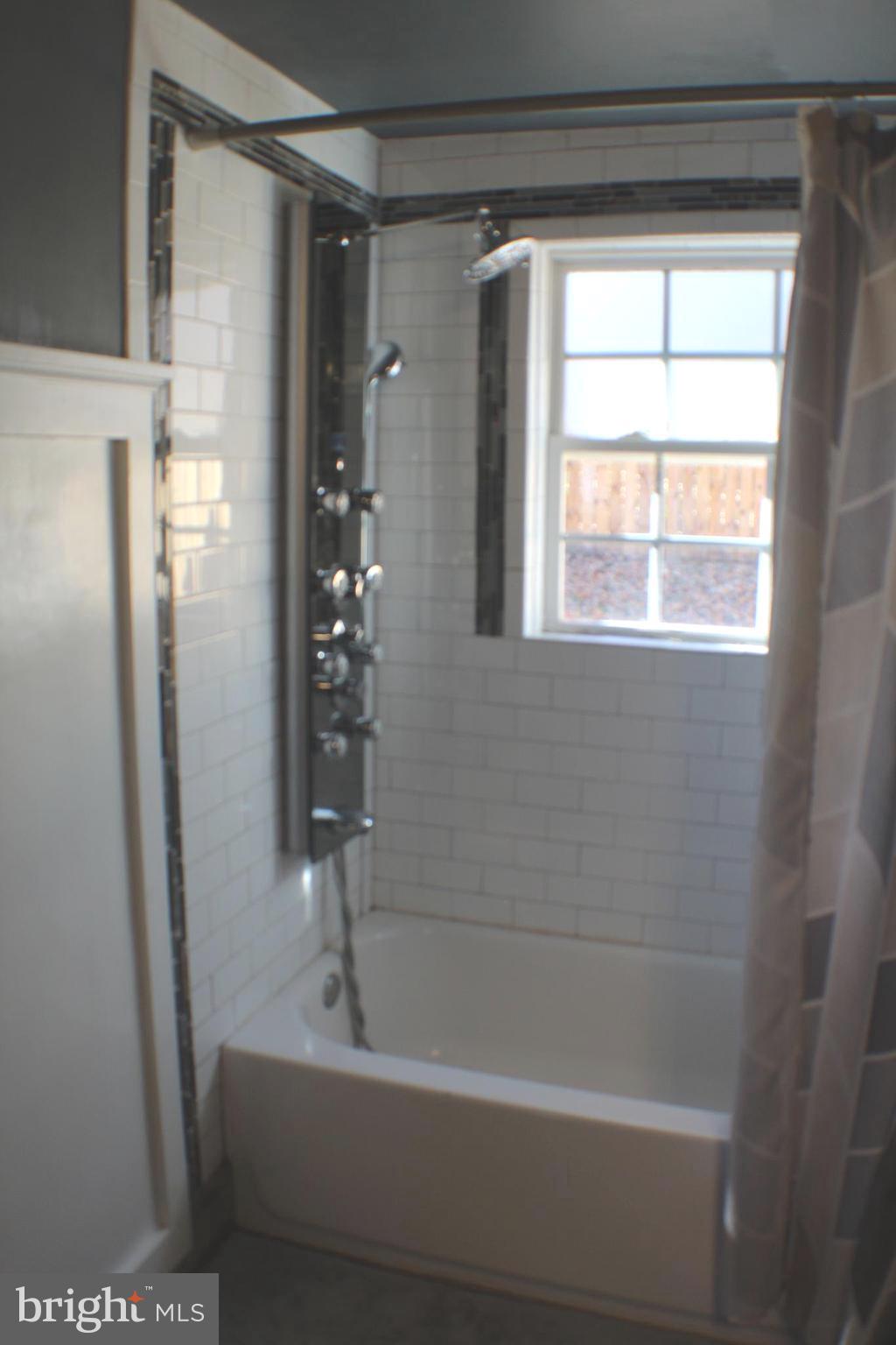 LAKE ARROWHEAD - Residential