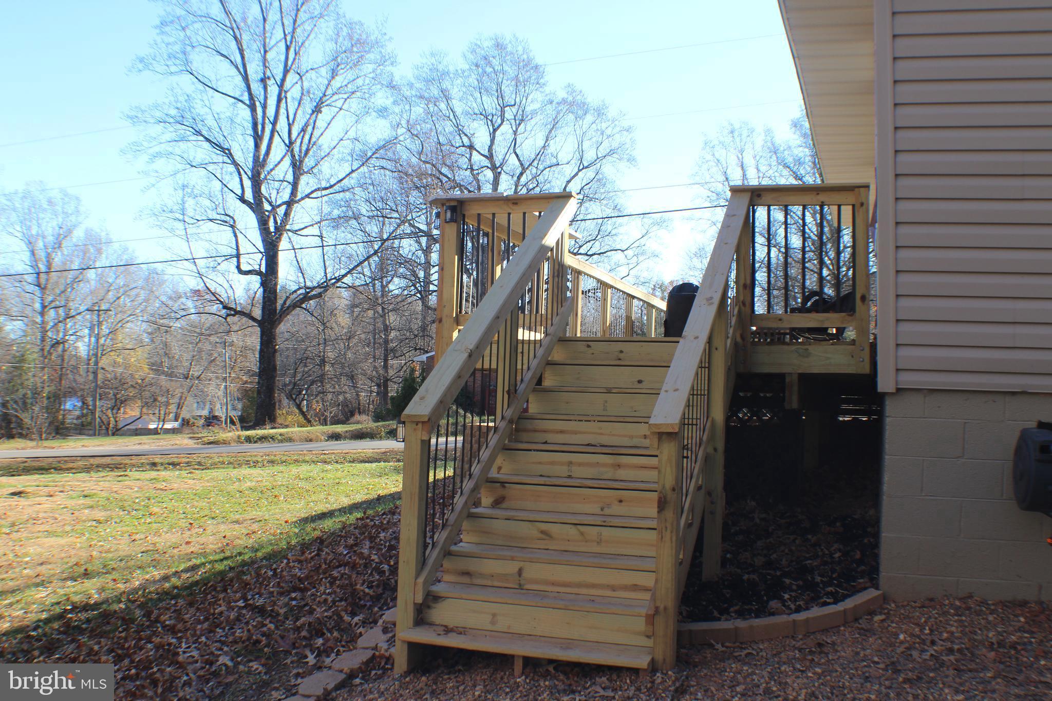 LAKE ARROWHEAD - Residential