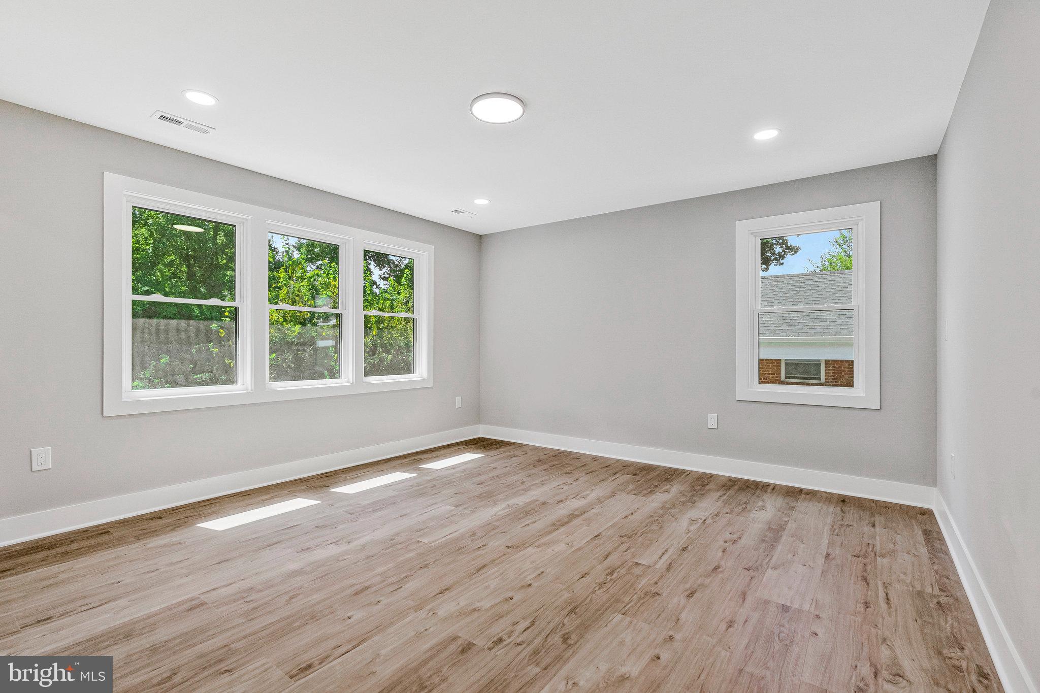 LORD FAIRFAX ESTATES - Residential