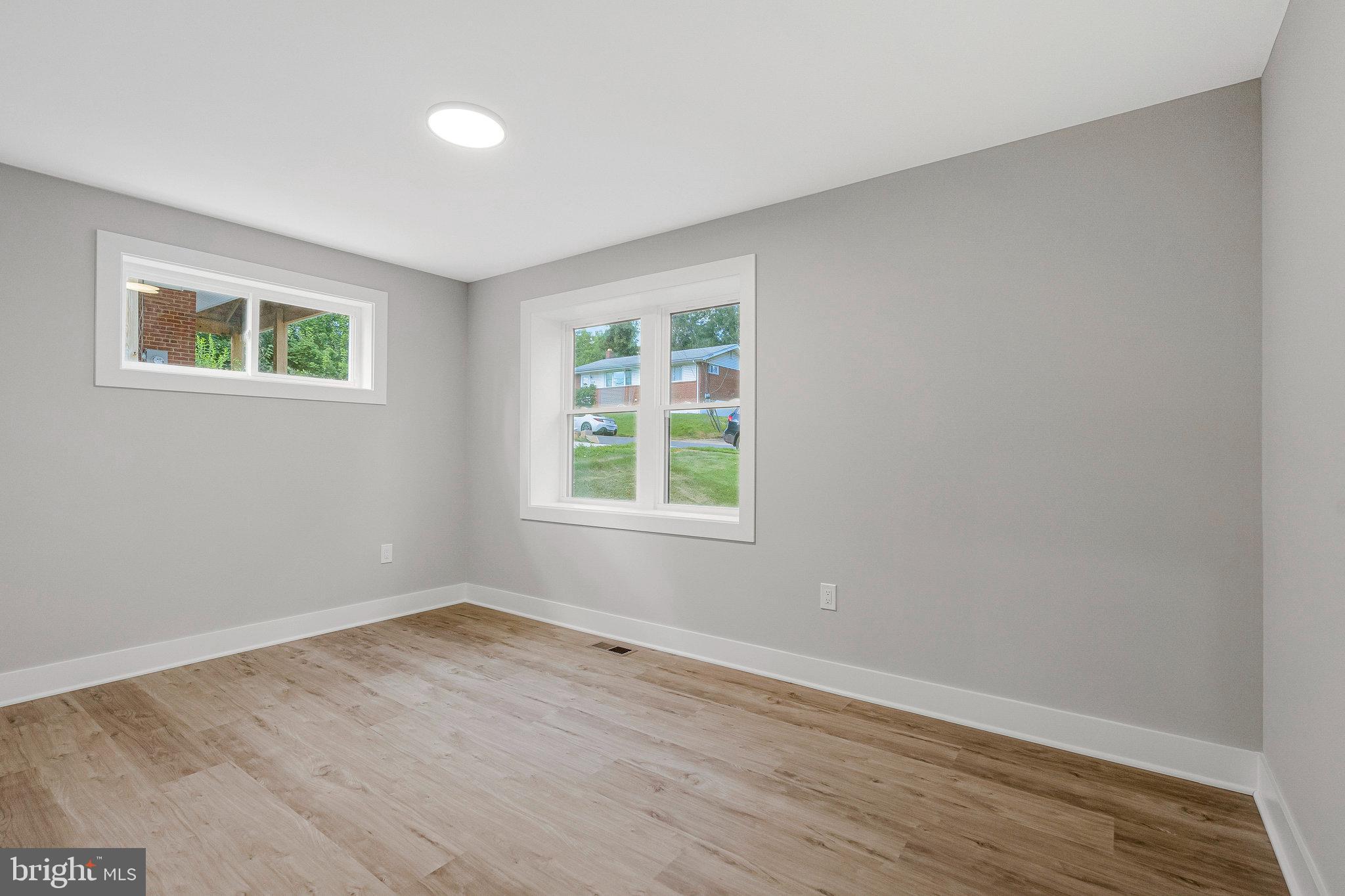 LORD FAIRFAX ESTATES - Residential