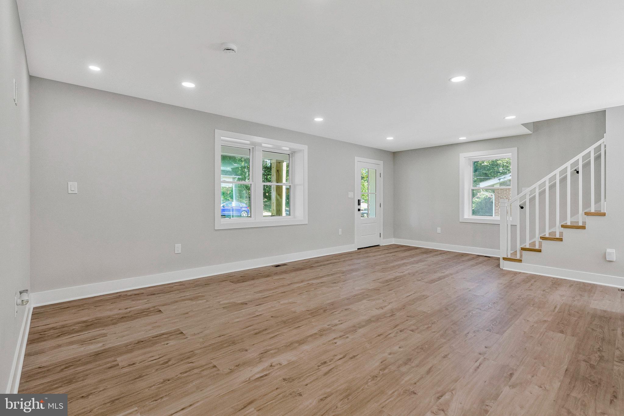 LORD FAIRFAX ESTATES - Residential