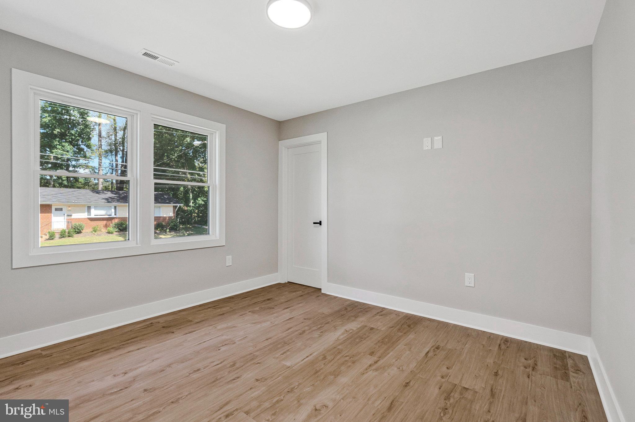 LORD FAIRFAX ESTATES - Residential