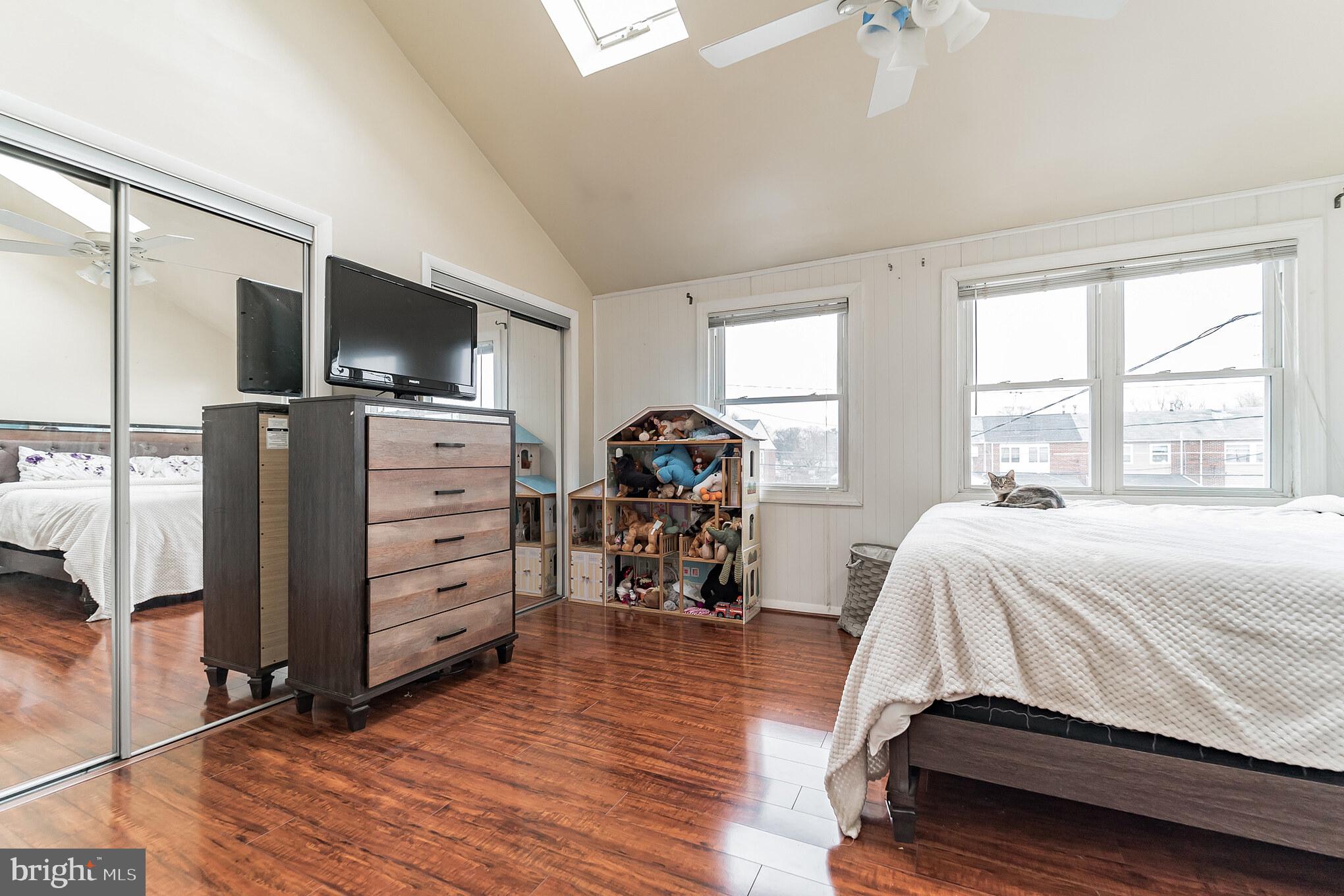 EASTCREST - Residential