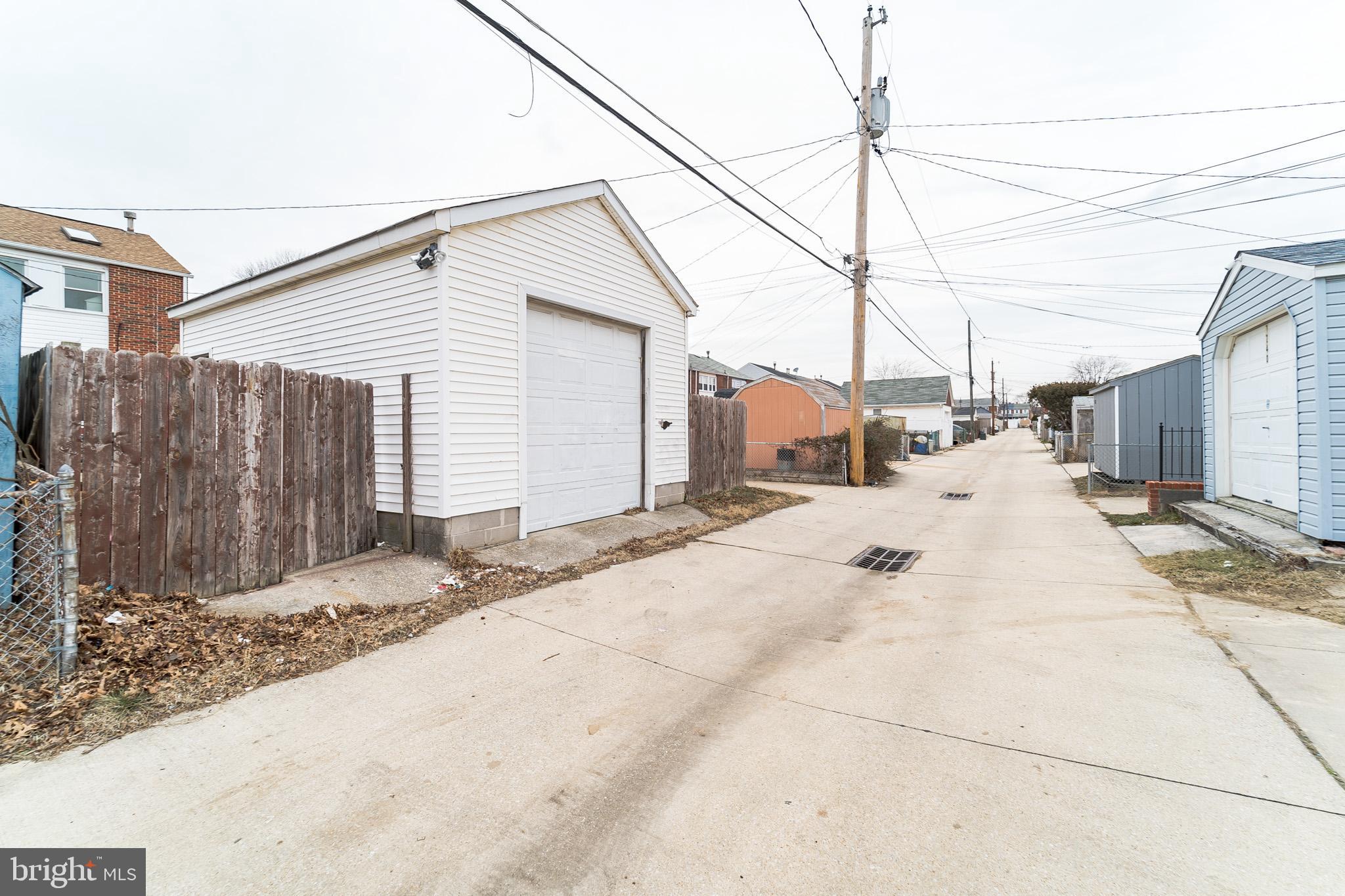 EASTCREST - Residential