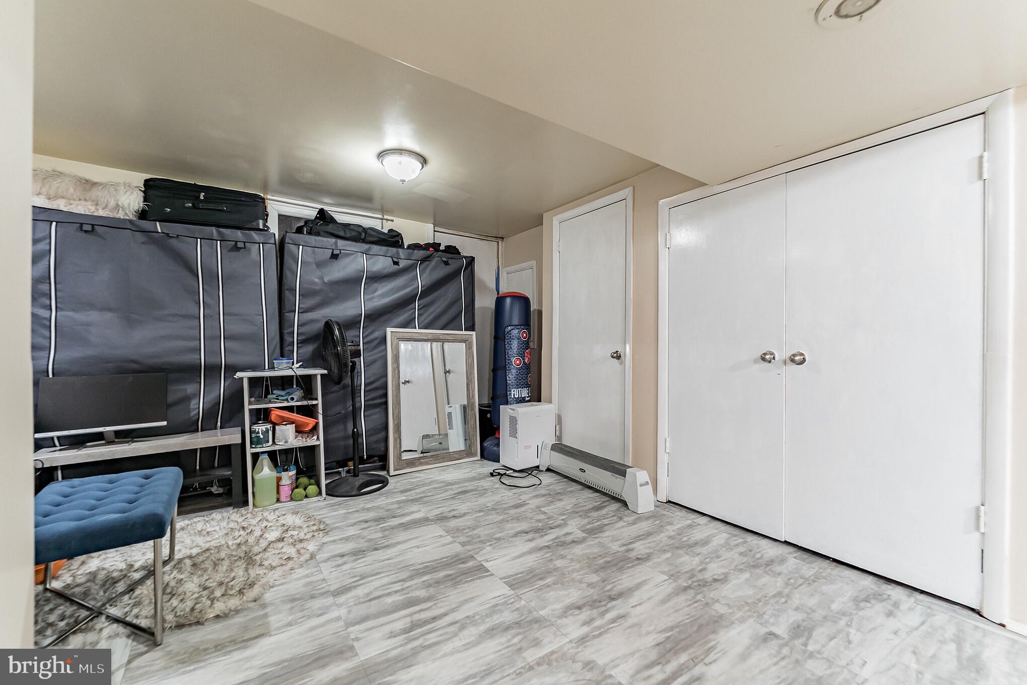 EASTCREST - Residential