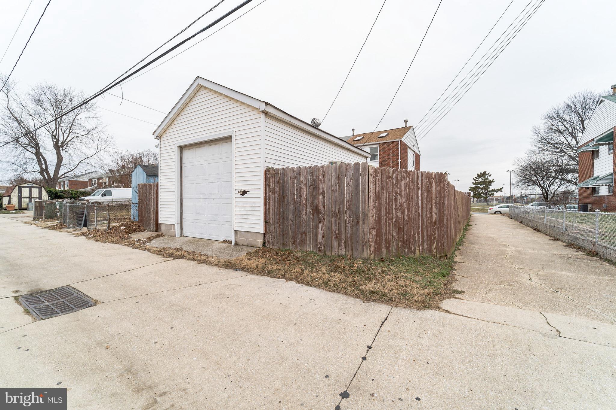 EASTCREST - Residential