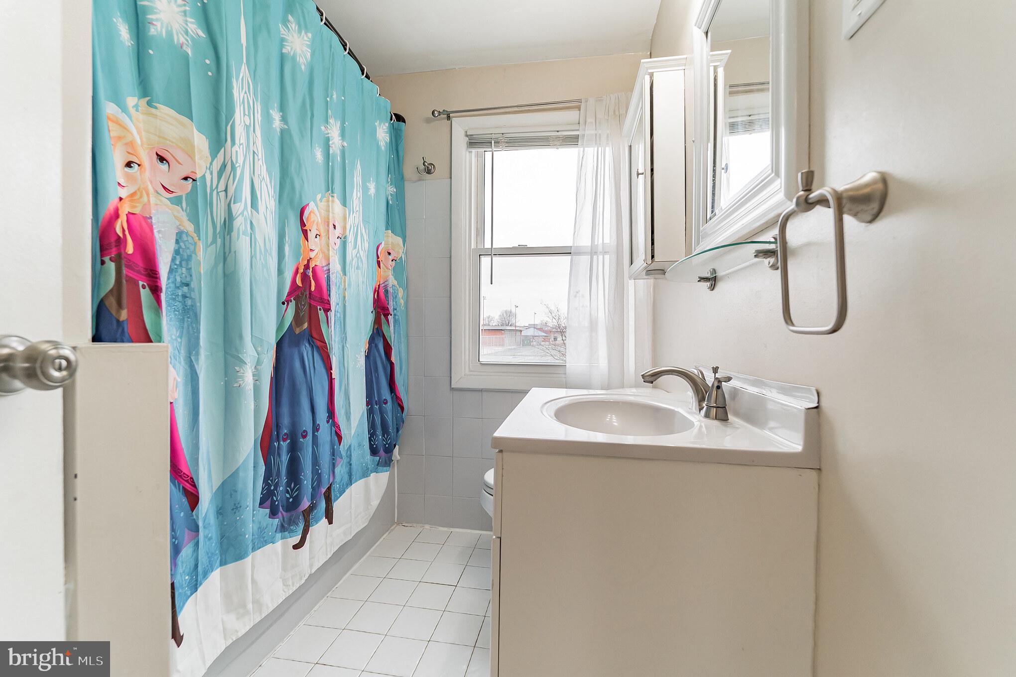 EASTCREST - Residential