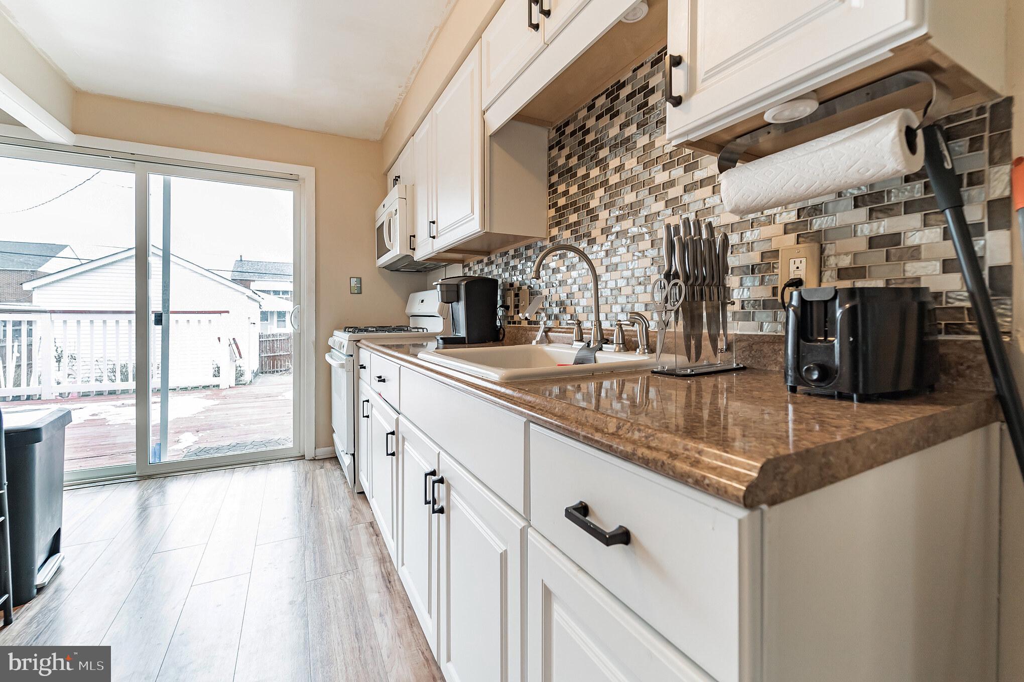 EASTCREST - Residential