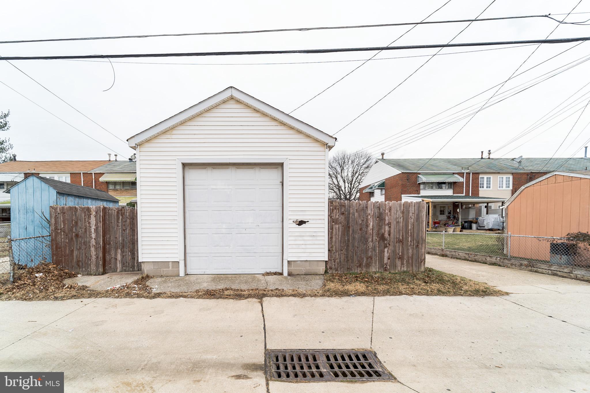 EASTCREST - Residential