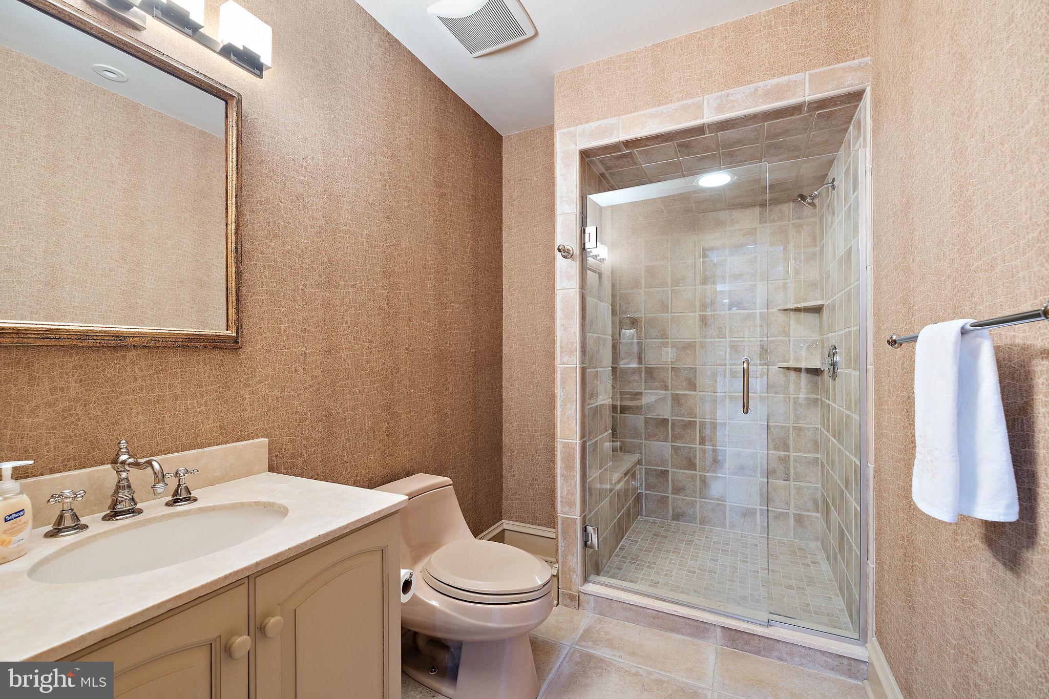 STONEY RUN - Residential