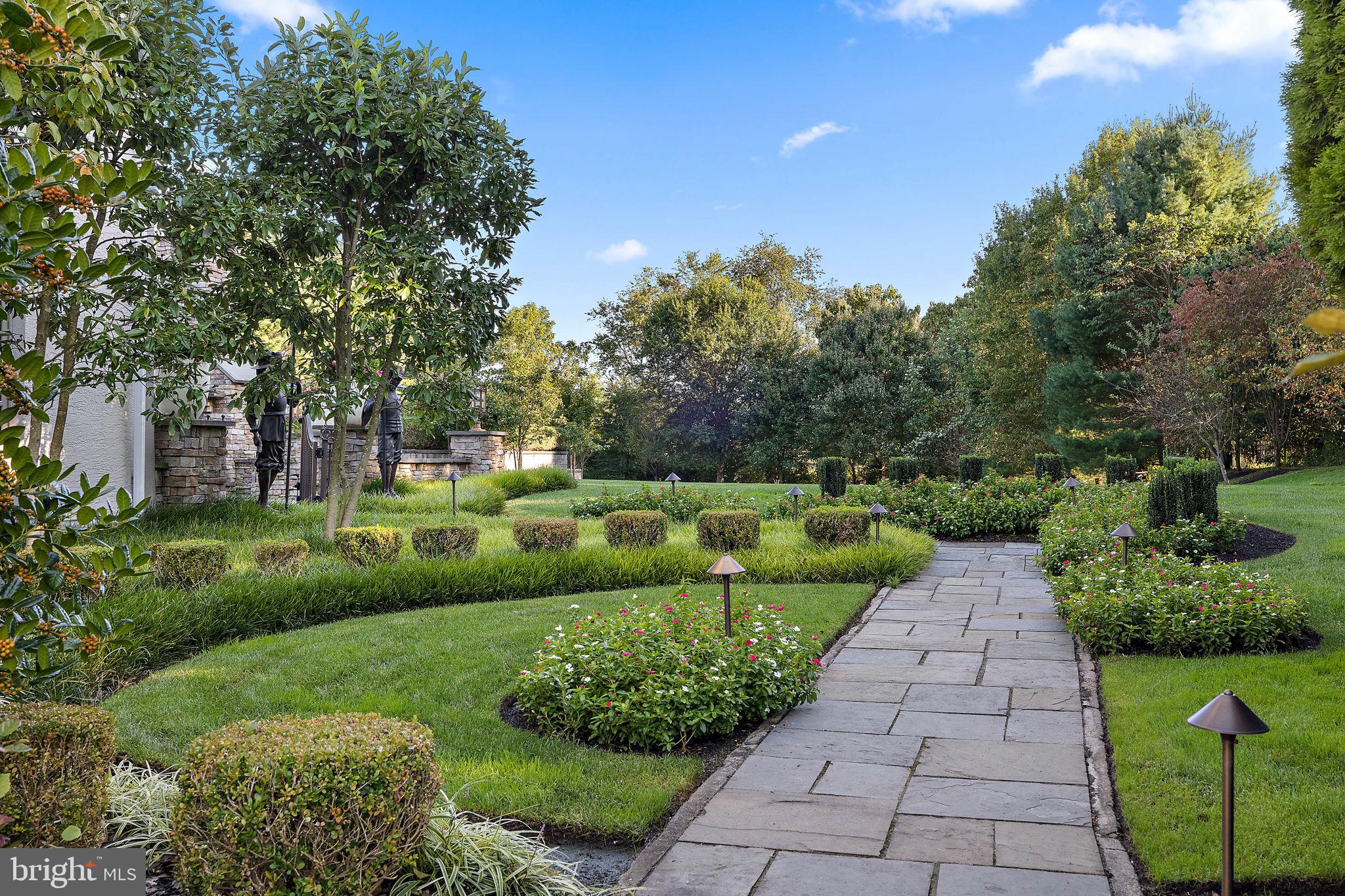 STONEY RUN - Residential