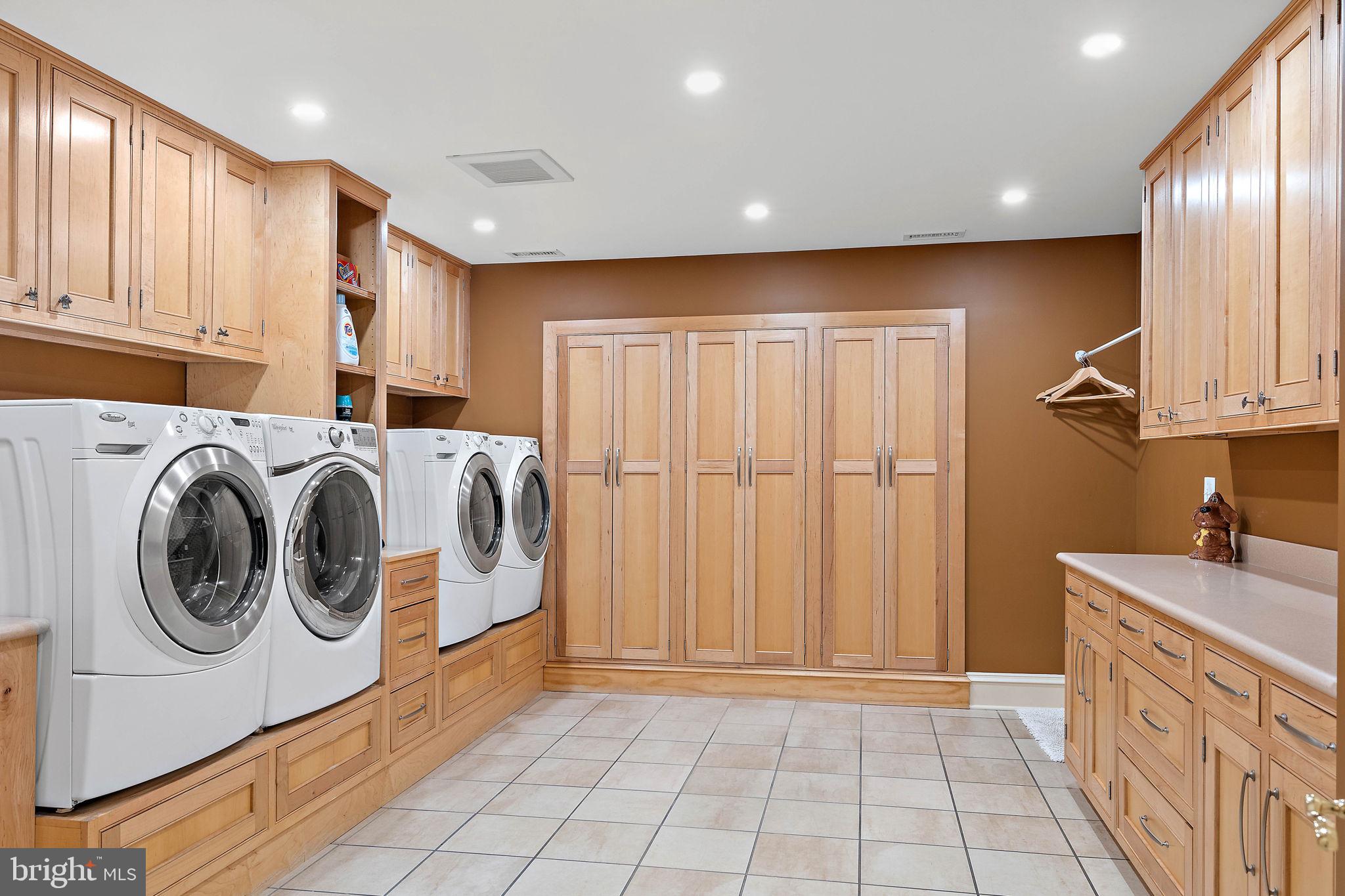 STONEY RUN - Residential