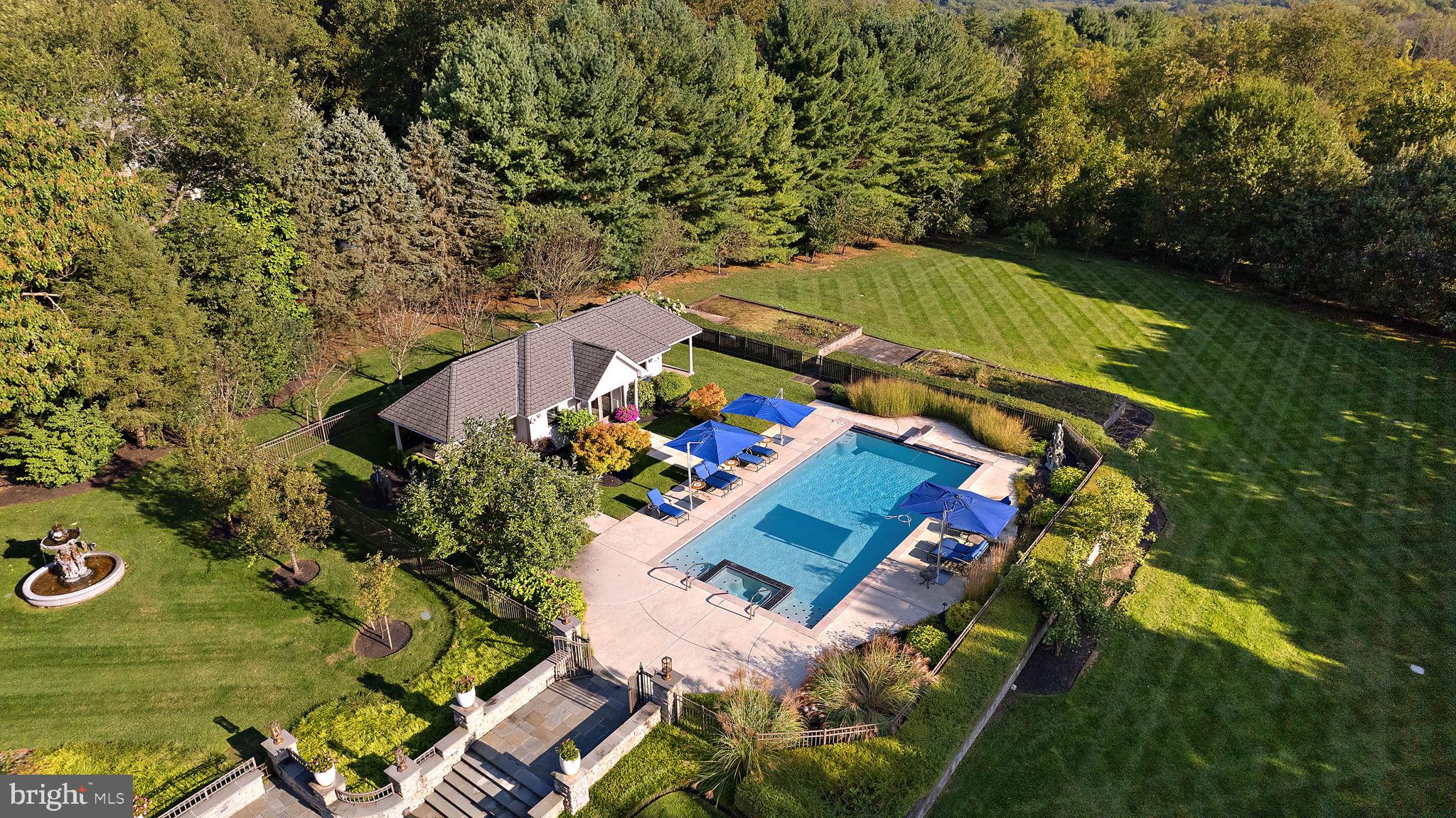 STONEY RUN - Residential