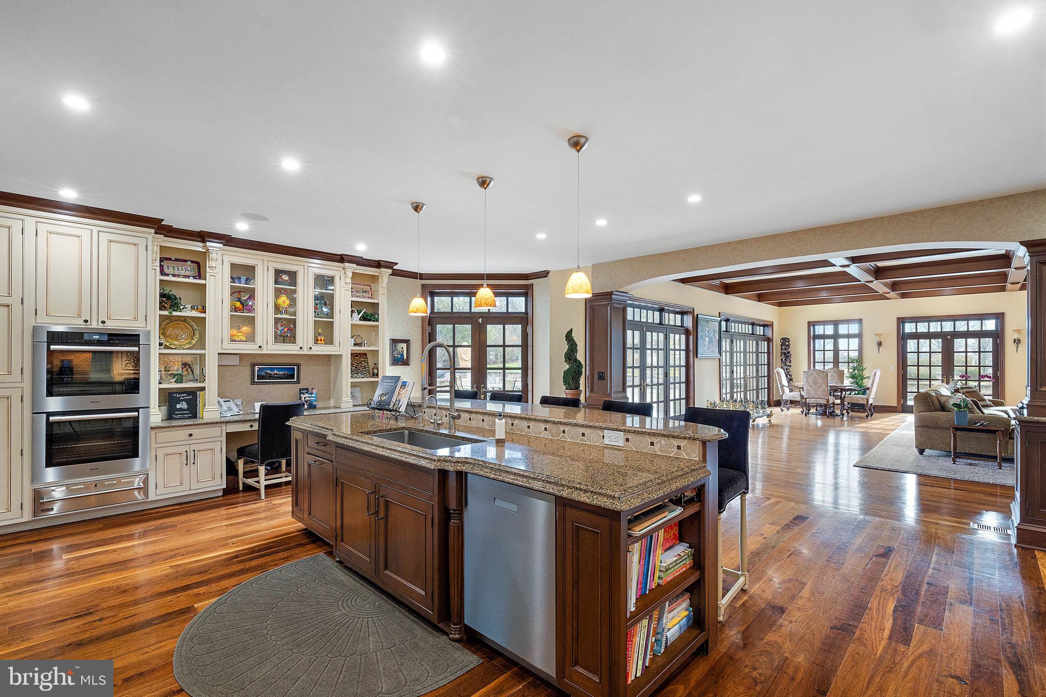 STONEY RUN - Residential