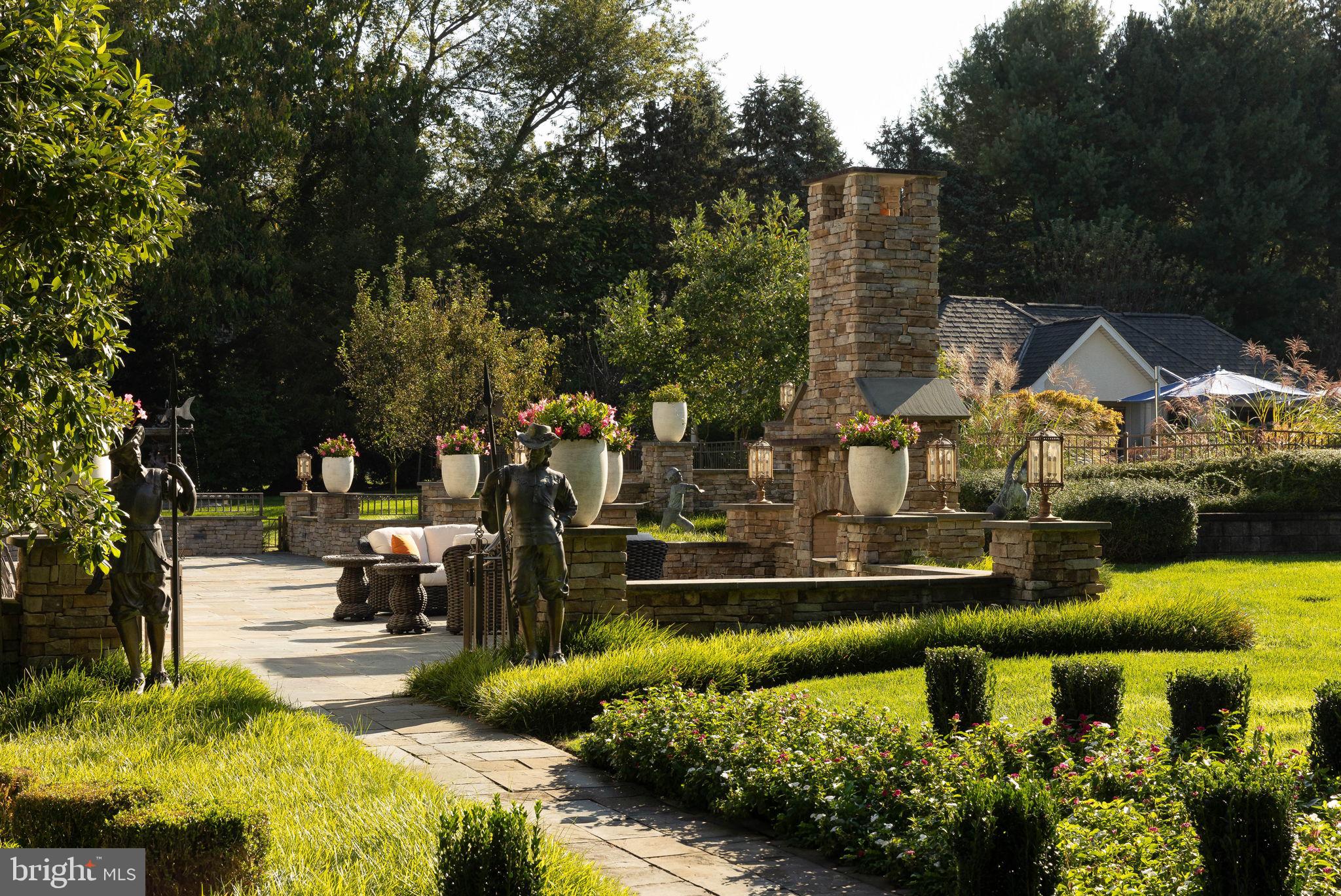 STONEY RUN - Residential