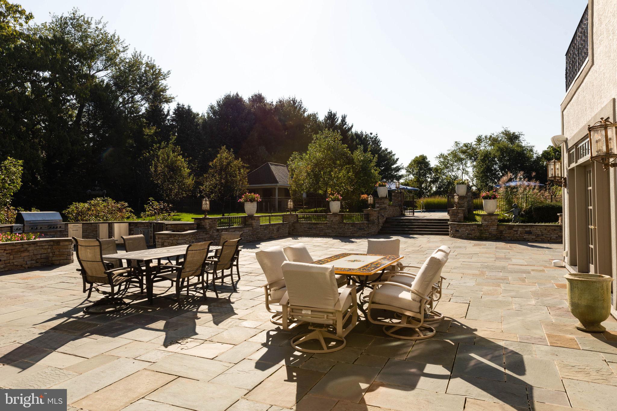 STONEY RUN - Residential