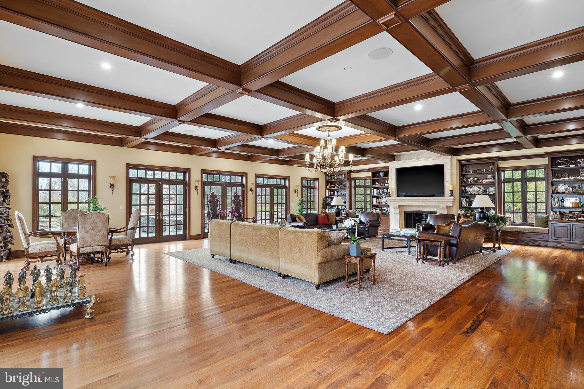 STONEY RUN - Residential