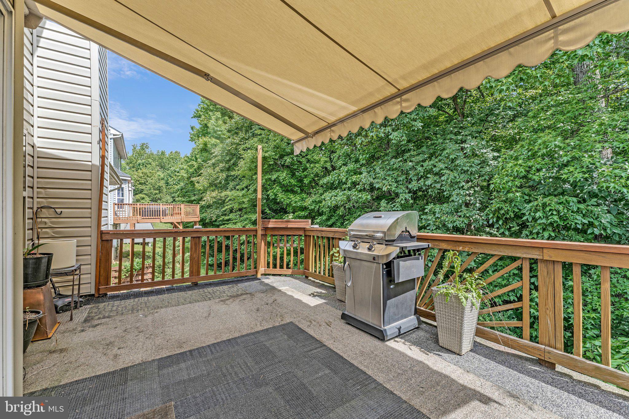 THOMPSON ESTATES - Residential